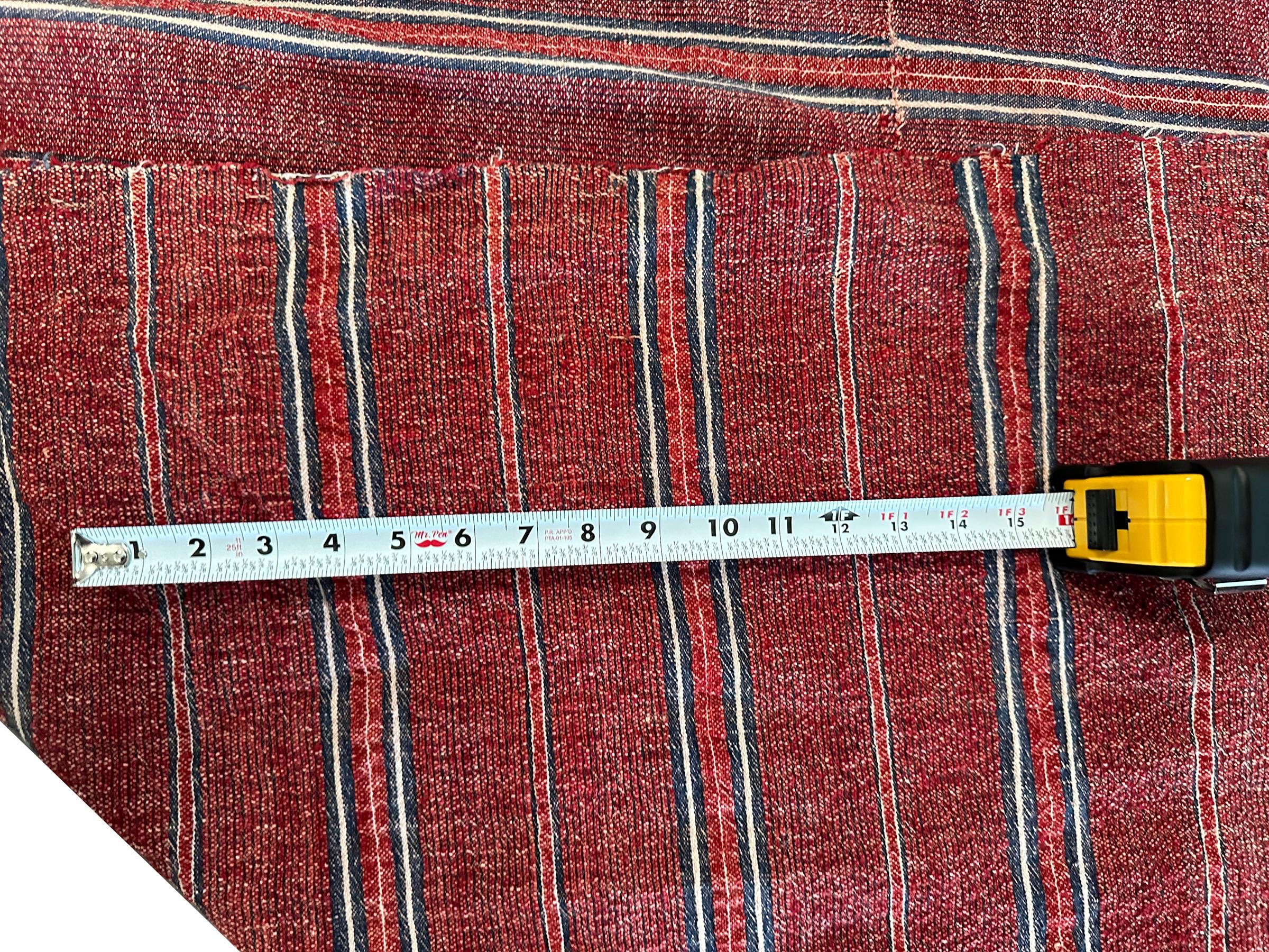 Antiker marokkanischer Kelim-Kelim-Teppich-Wandteppich, handgefertigt, 6x8 178cm x 226cm im Angebot 3