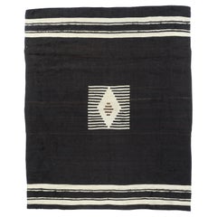 Rug & Kilim marocain antique 4'9" x 5'9