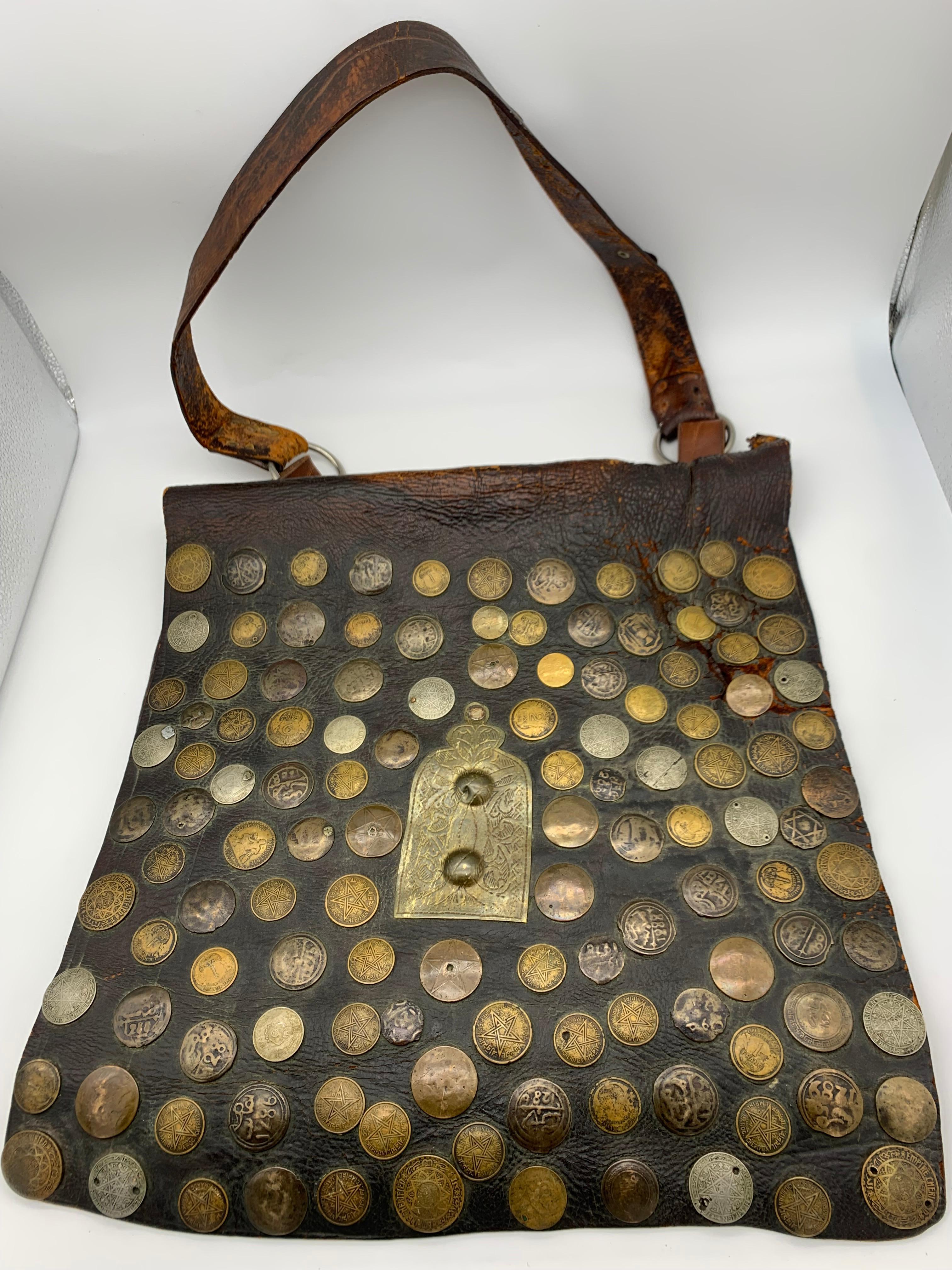Antique Moroccan Leather Bag Belonging to a Family of Water Carriers For Sale 4