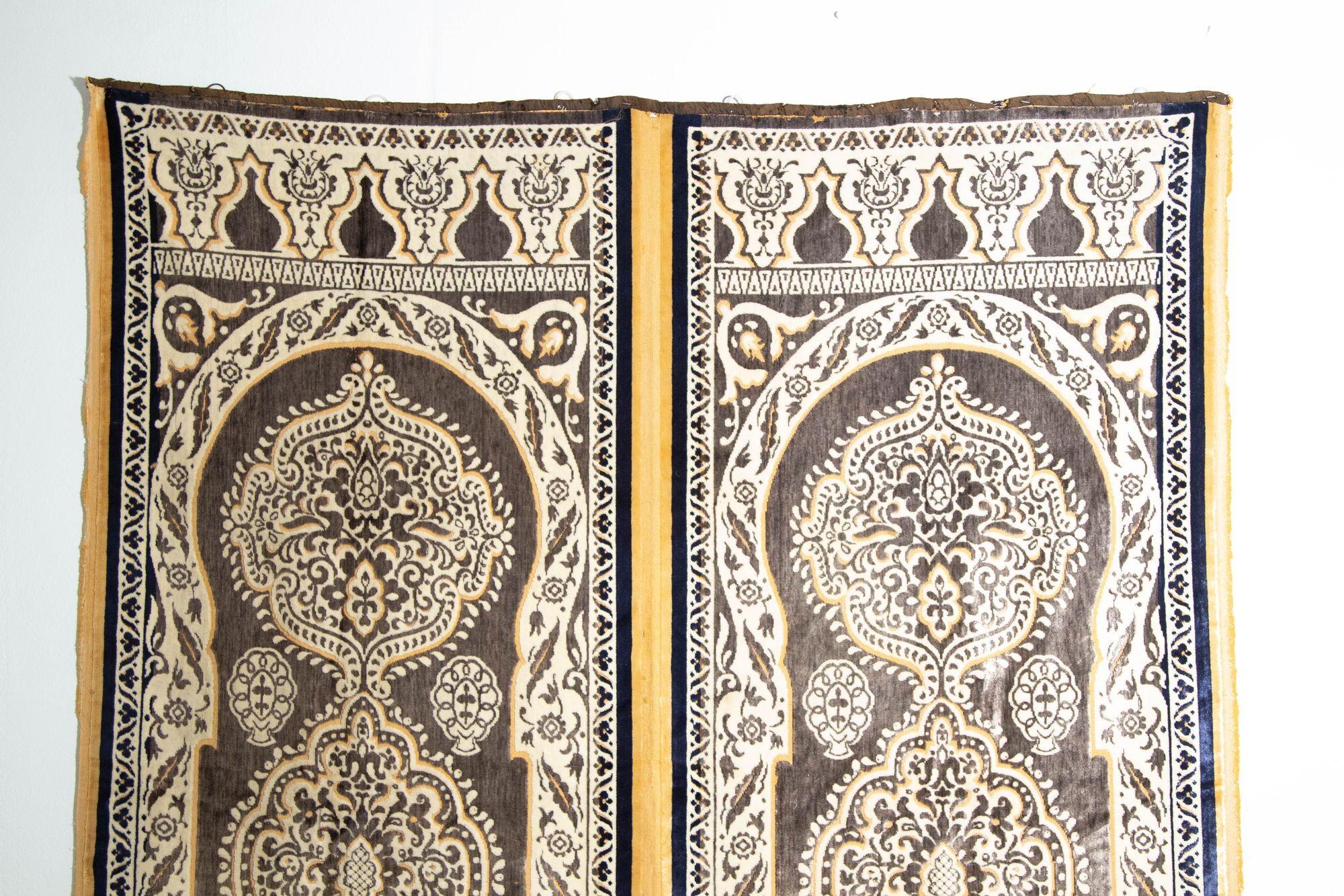 Antiker marokkanischer maurischer Wandteppich aus Seide und Textilteppich aus dem 19. Jahrhundert, Hiti im Angebot 5