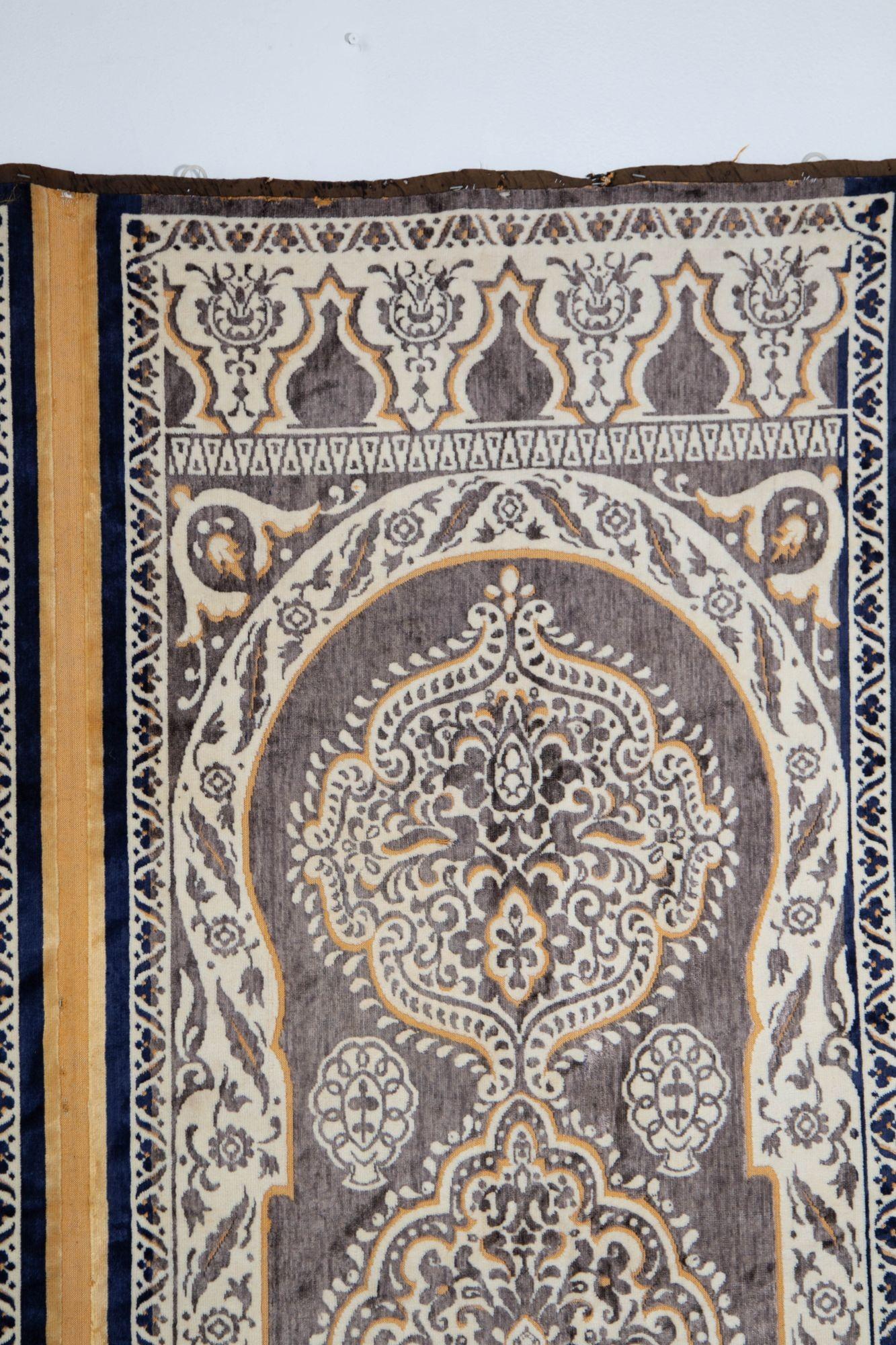 Antiker marokkanischer maurischer Wandteppich aus Seide und Textilteppich aus dem 19. Jahrhundert, Hiti im Angebot 10