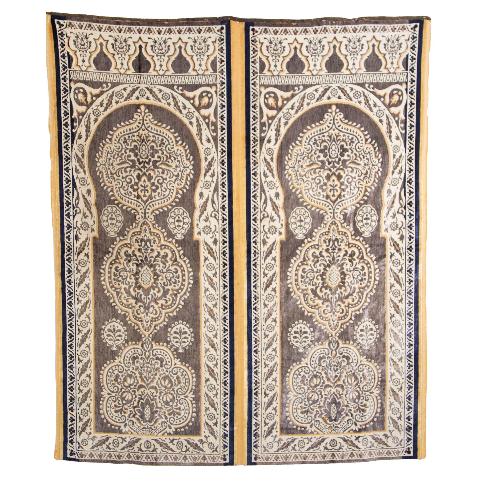 Antiker marokkanischer maurischer Wandteppich aus Seide und Textilteppich aus dem 19. Jahrhundert, Hiti im Angebot
