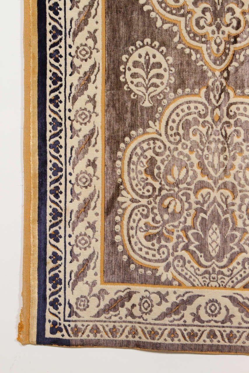 Antiker marokkanischer maurischer Wandteppich aus Seide und Textil, Wandbehang mit Hiti (Marokkanisch) im Angebot