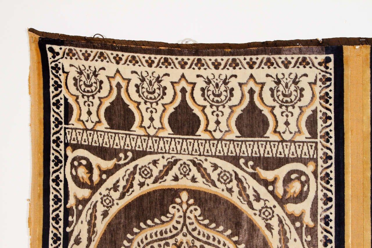 Marocain Antique tenture murale Hiti en textile de soie mauresque marocaine en vente