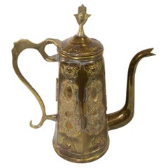 Ancienne cafetière marocaine islamique en laiton Dallah