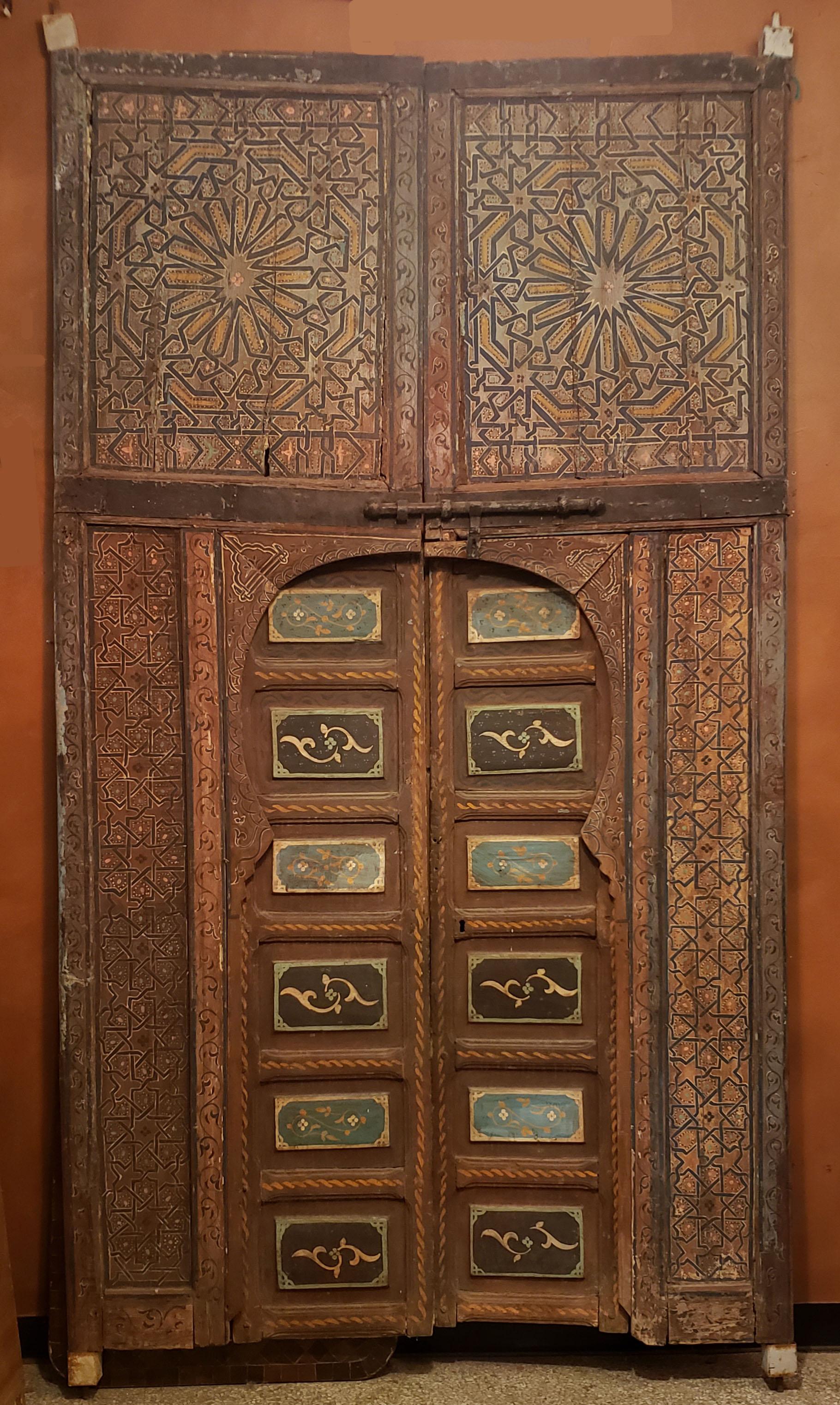 Carved Antique Moroccan Palace Double Door, Marrakech For Sale