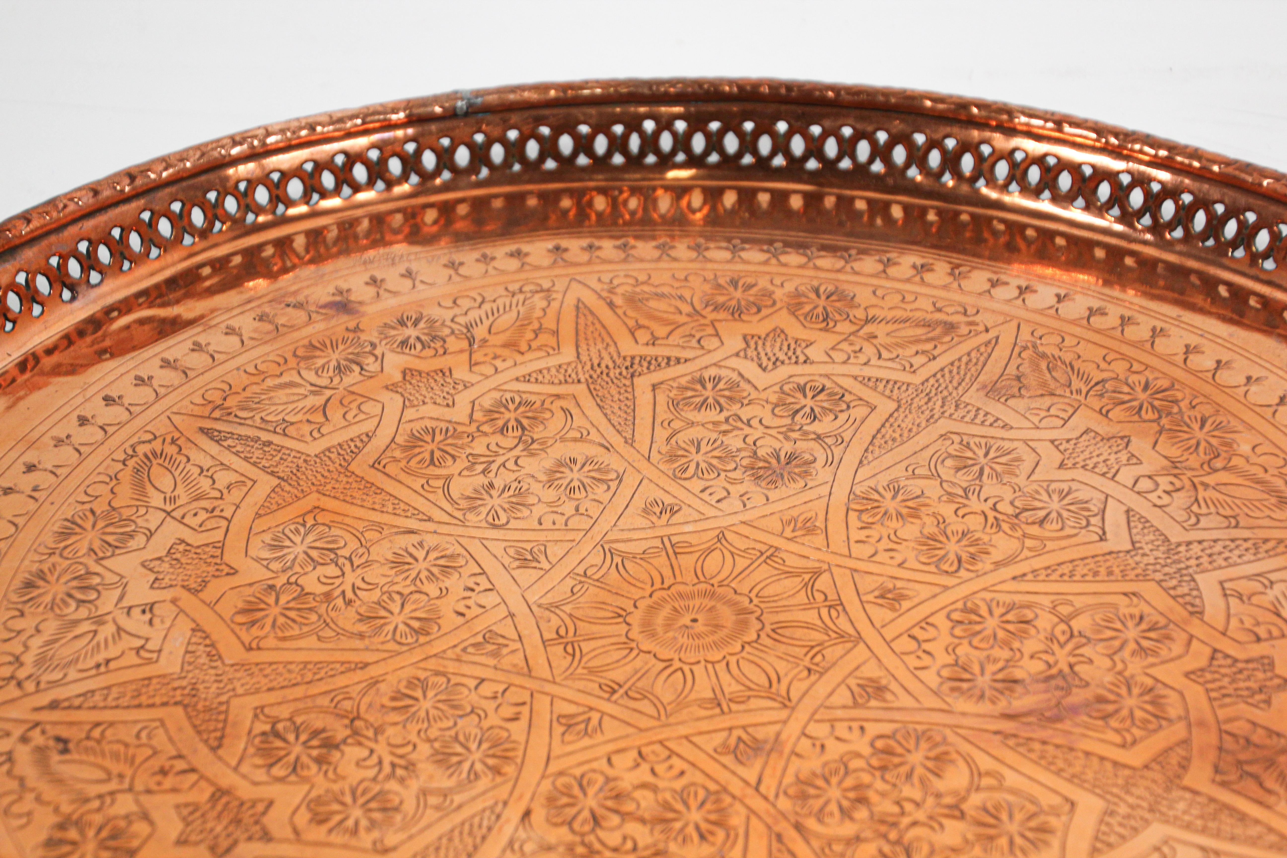 Antique Moorish Round Copper Tray In Good Condition In North Hollywood, CA