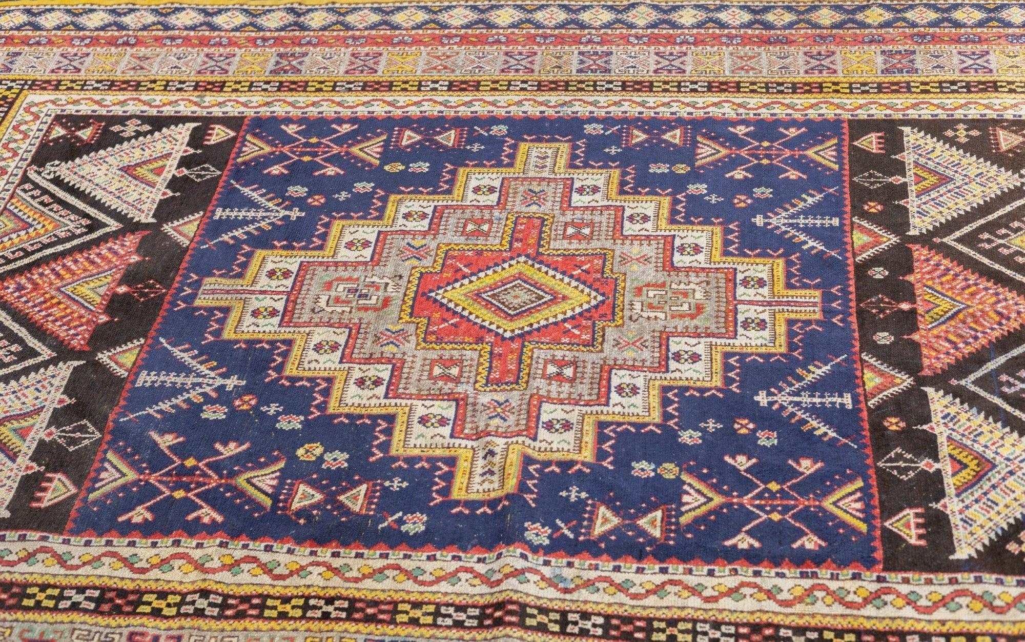 Wool Antique Moroccan Rug 6'9'' x 9'8'' For Sale