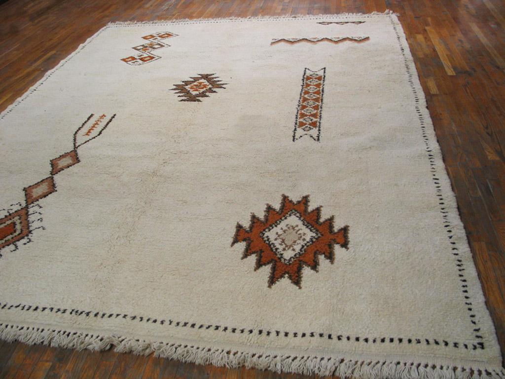 Mid-Century Modern Mid 20th Century Moroccan Carpet ( 9' 10