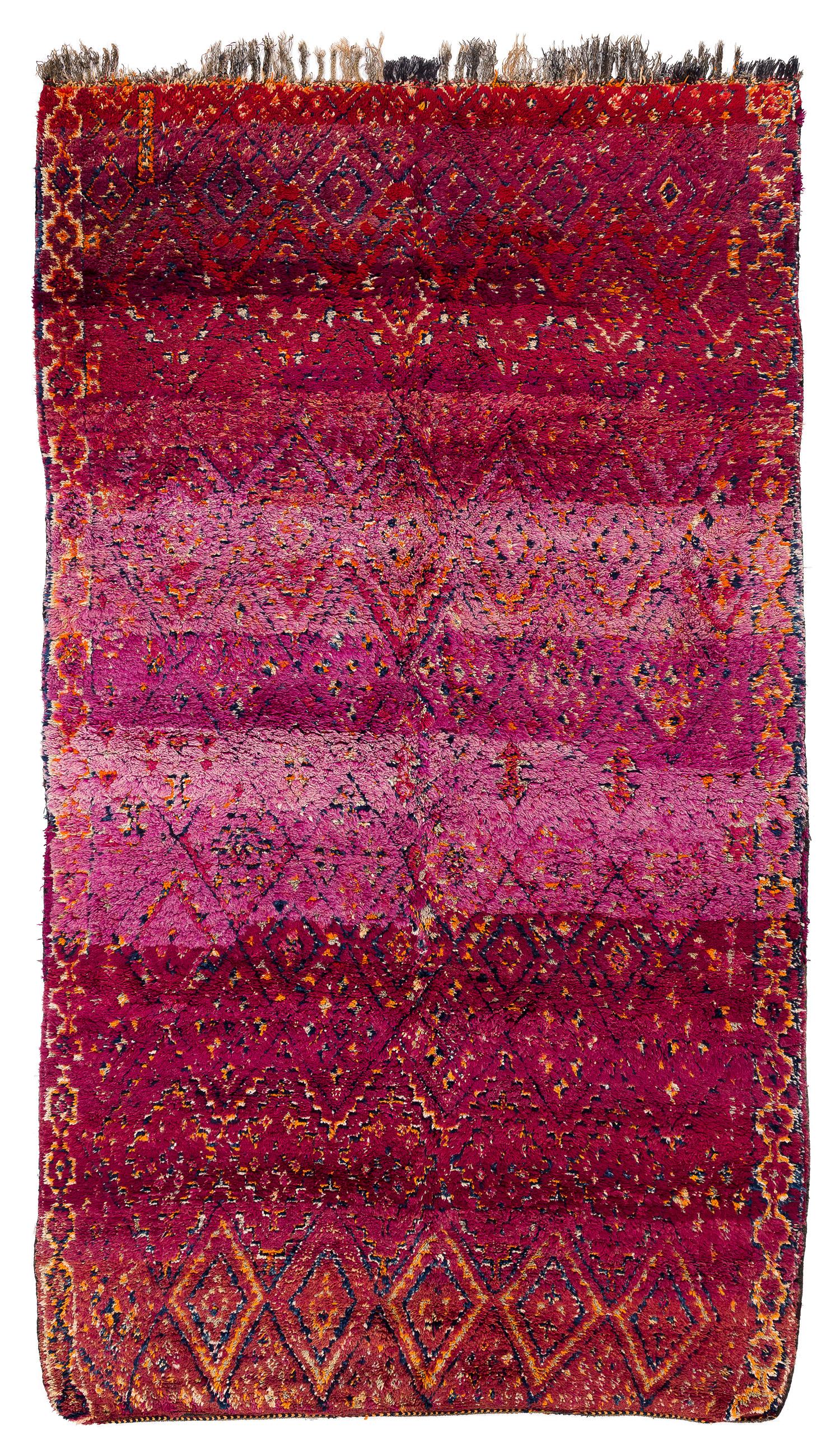 Tappeto antico viola Beni Mguild in lana marocchina Shag Midcentury Diamond Area Rug in vendita 5