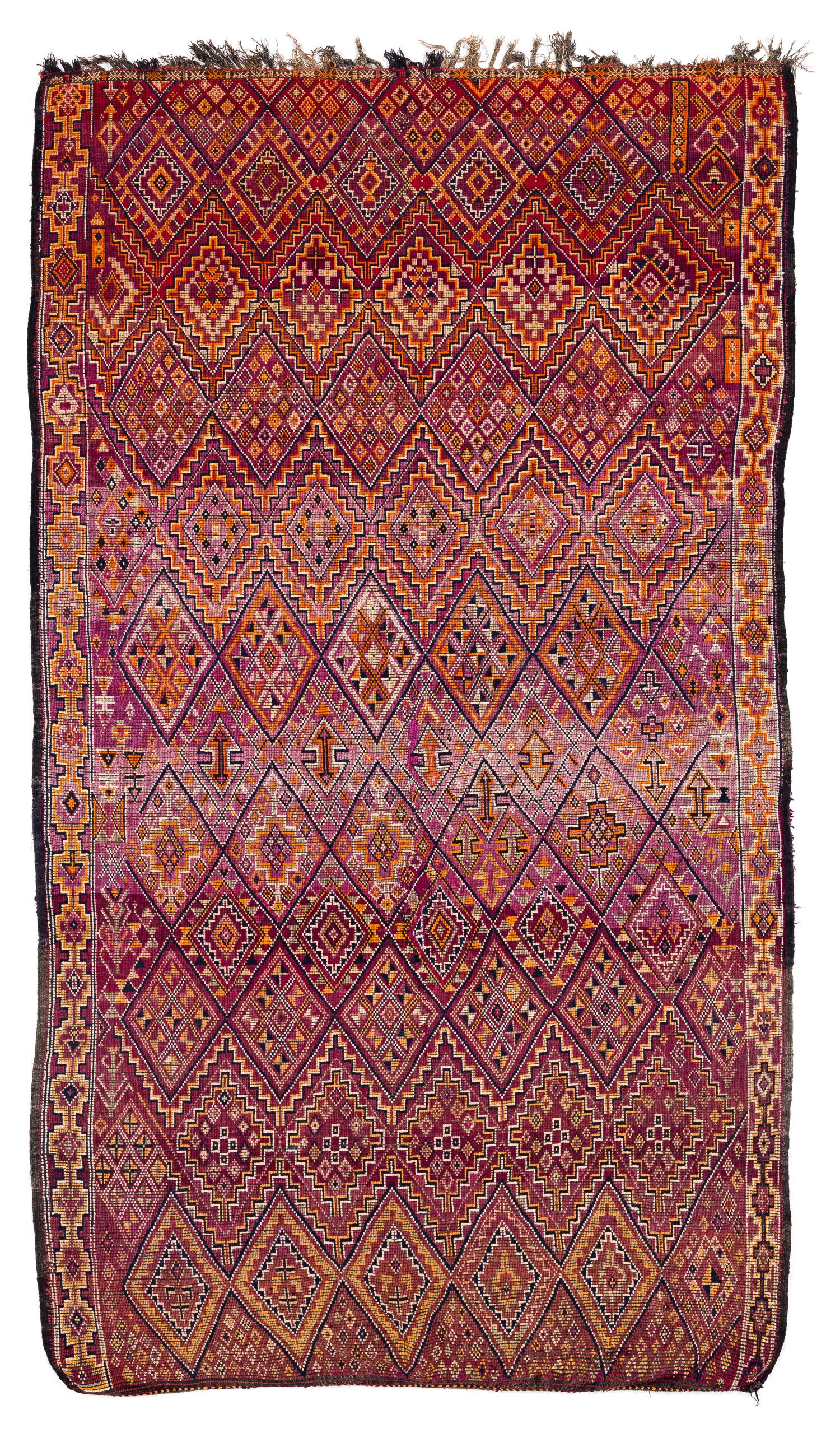 Tappeto antico viola Beni Mguild in lana marocchina Shag Midcentury Diamond Area Rug in vendita 6