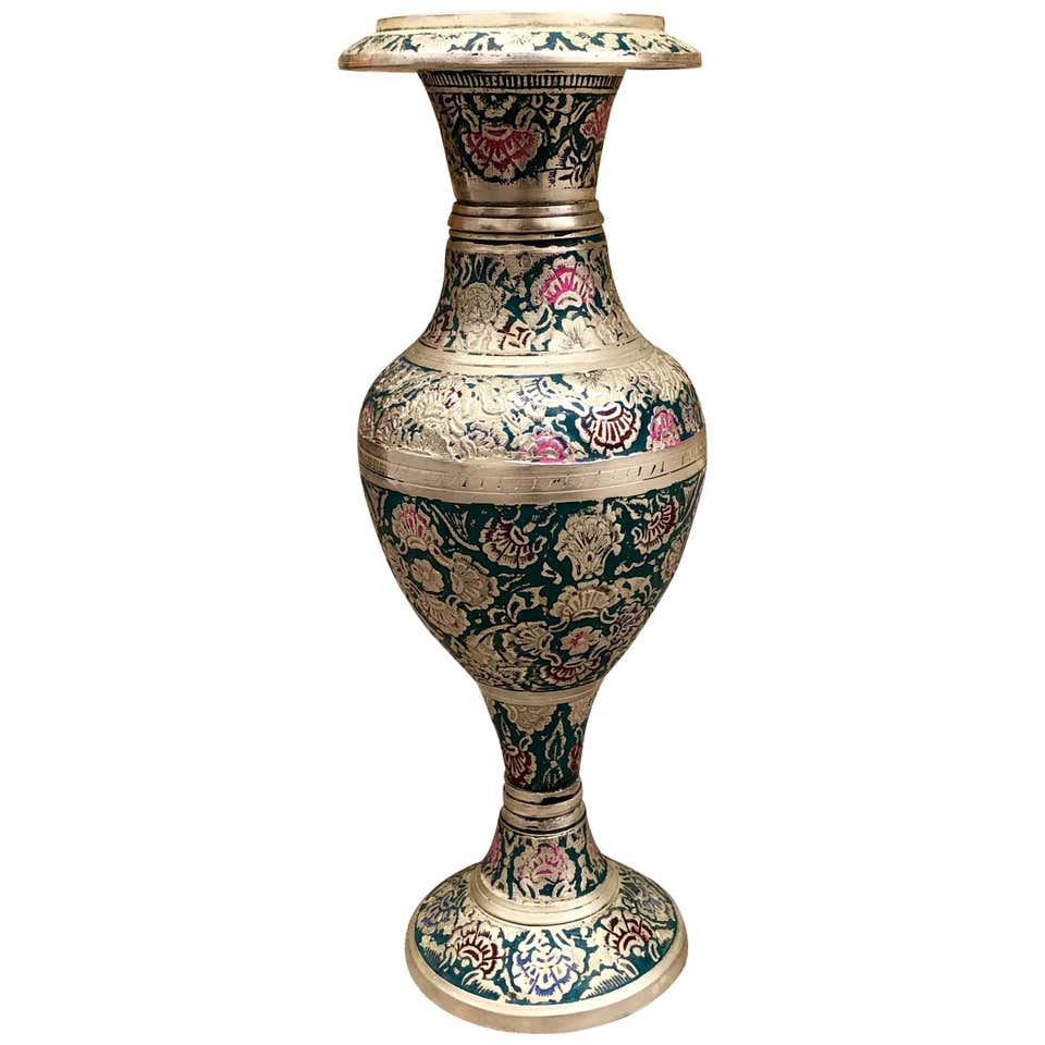 Islamic Decorative Objects - 142 For Sale at 1stdibs