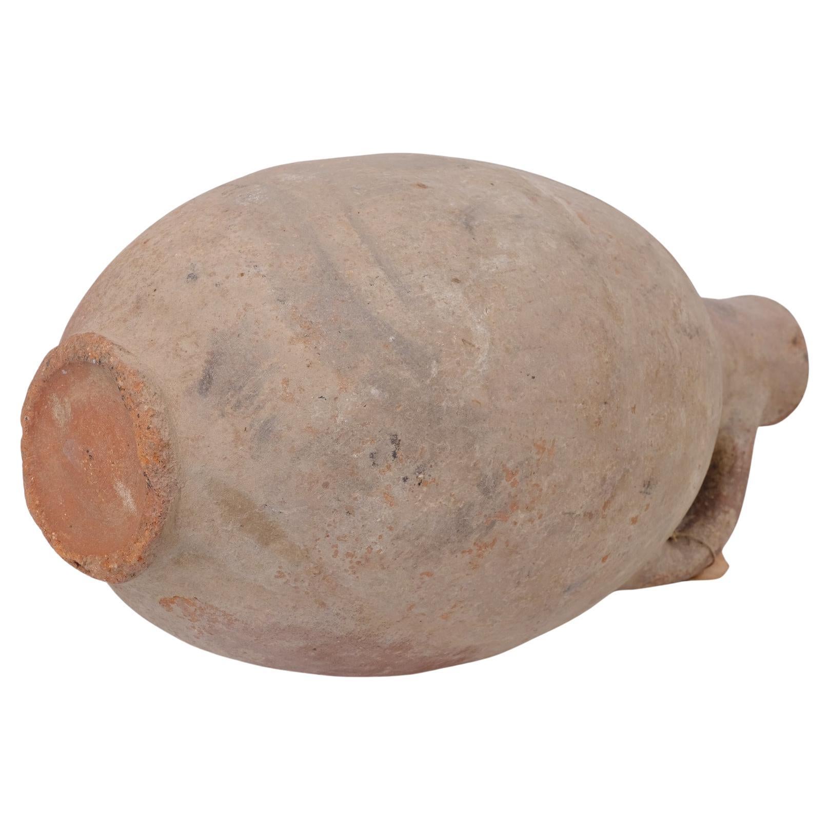 Fatto a mano Anfora di terracotta in vendita