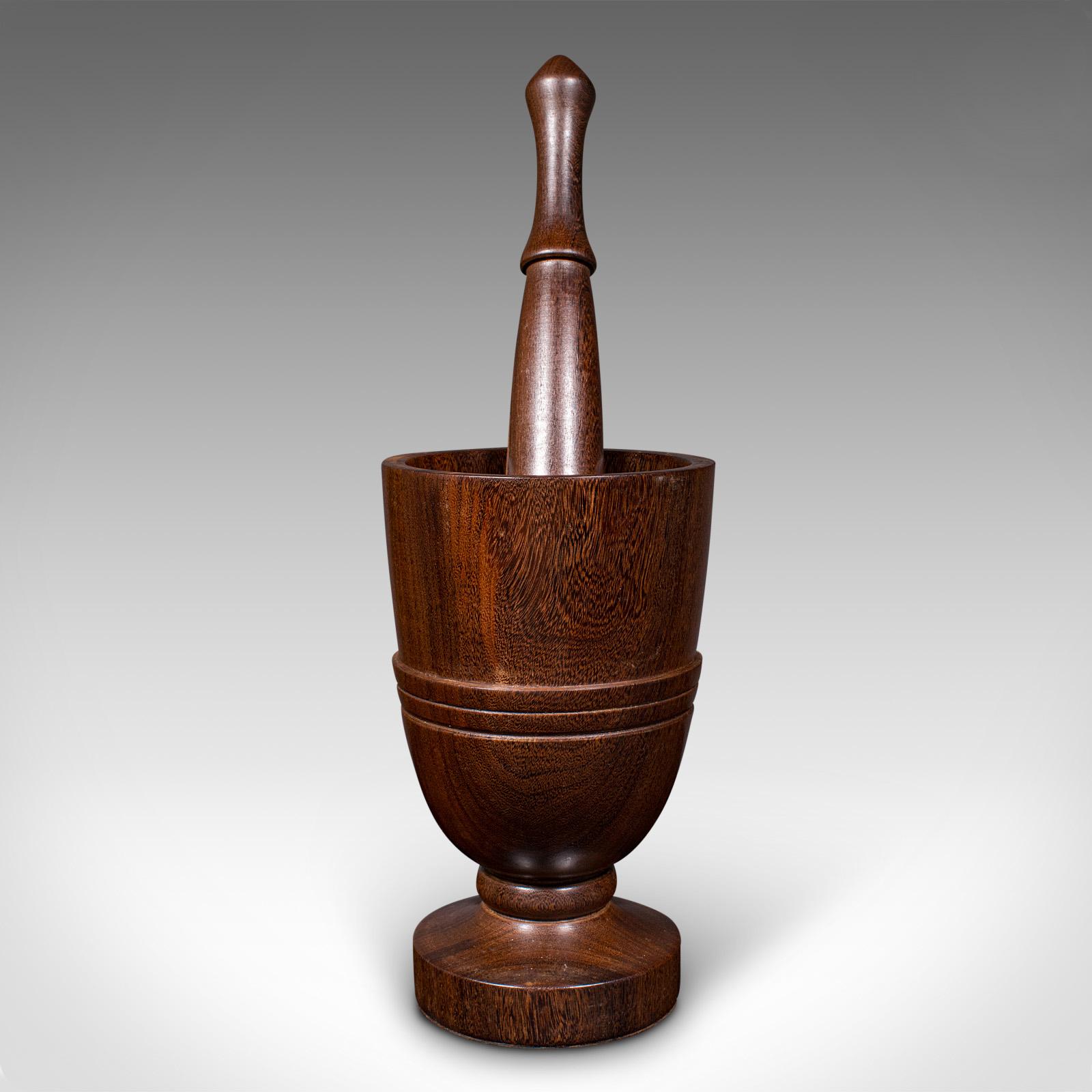 Mortero y maja antiguos, ingleses, nogal, boticario, utensilios de cocina, victorianos Victoriano tardío en venta