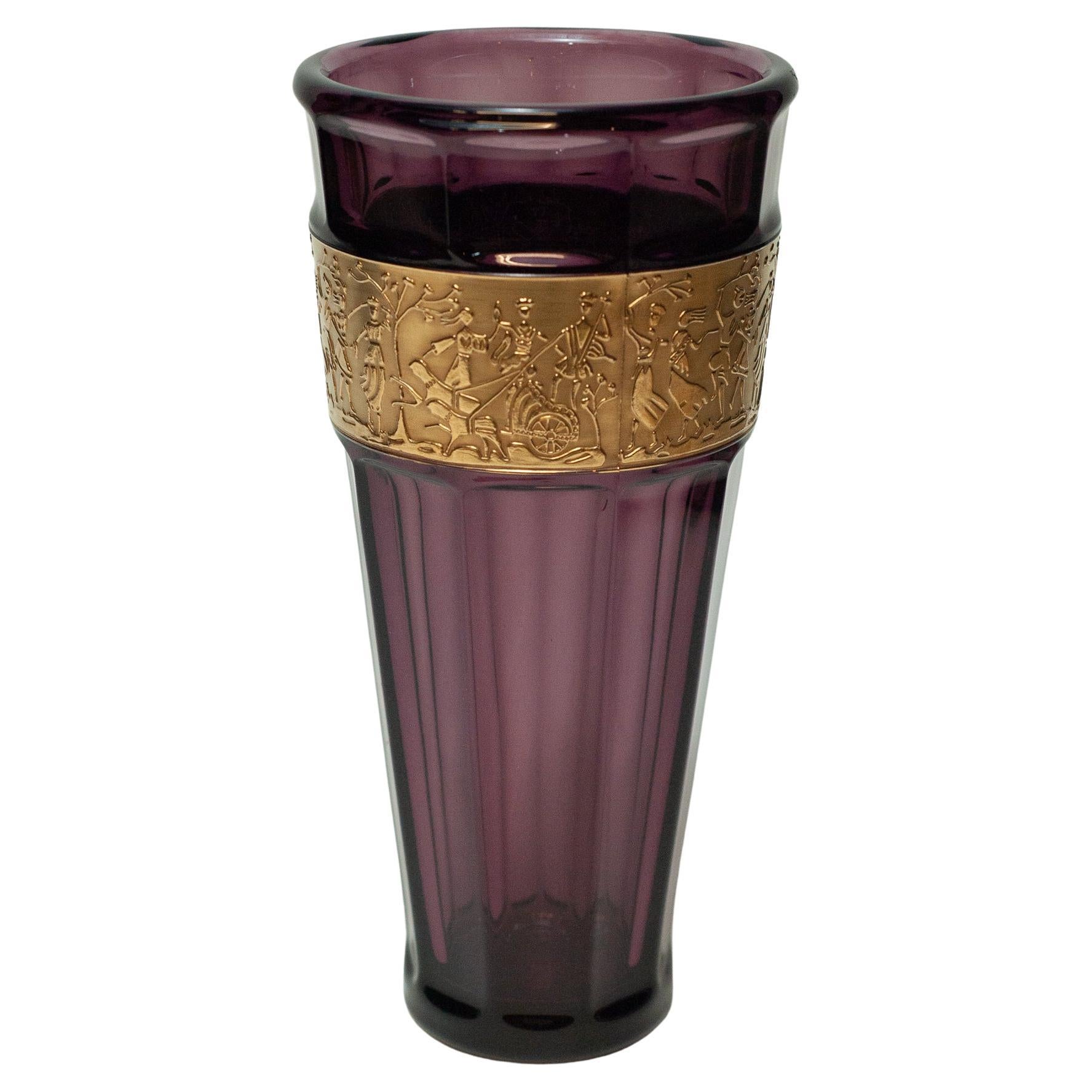 Antike Moser Jugendstil-Amethyst-Vase mit vergoldetem Goldfrieden