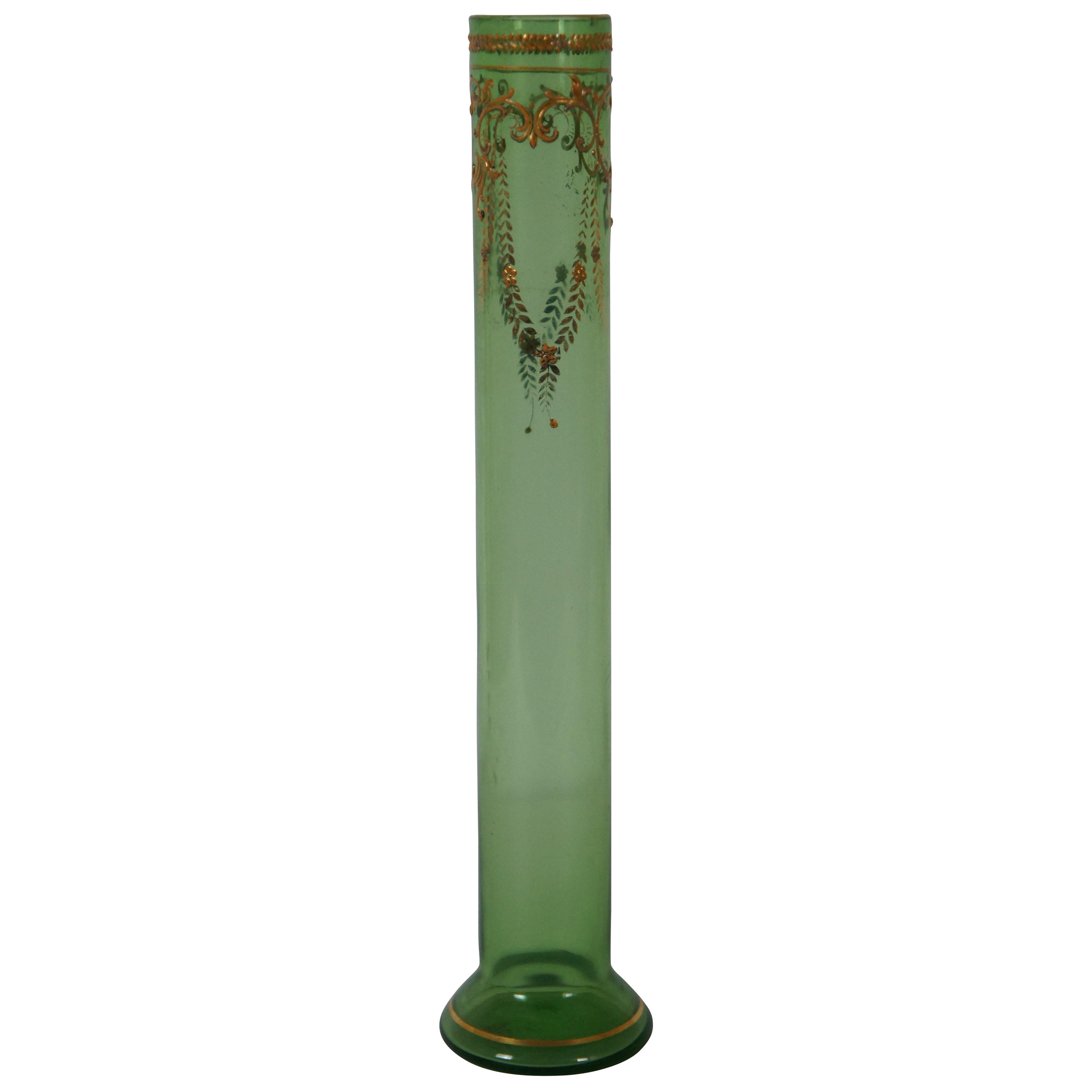 Antiguo jarrón de capullos Moser Karlsbad Bohemia de vidrio artístico esmaltado en verde dorado 10 en venta
