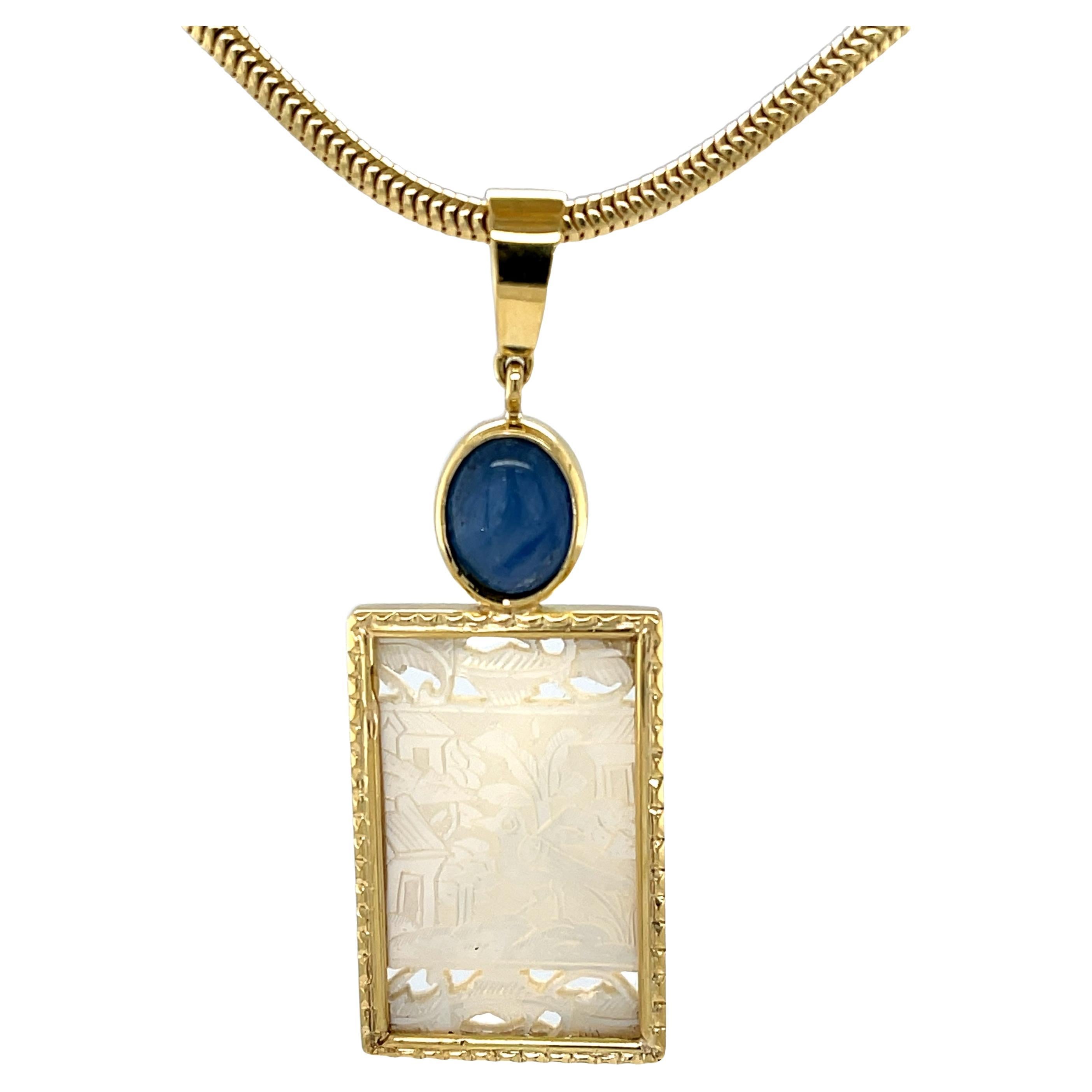 Antiker Perlmutt-Spieltisch und Kyanit-Cabochon-Anhänger 18k Gold
