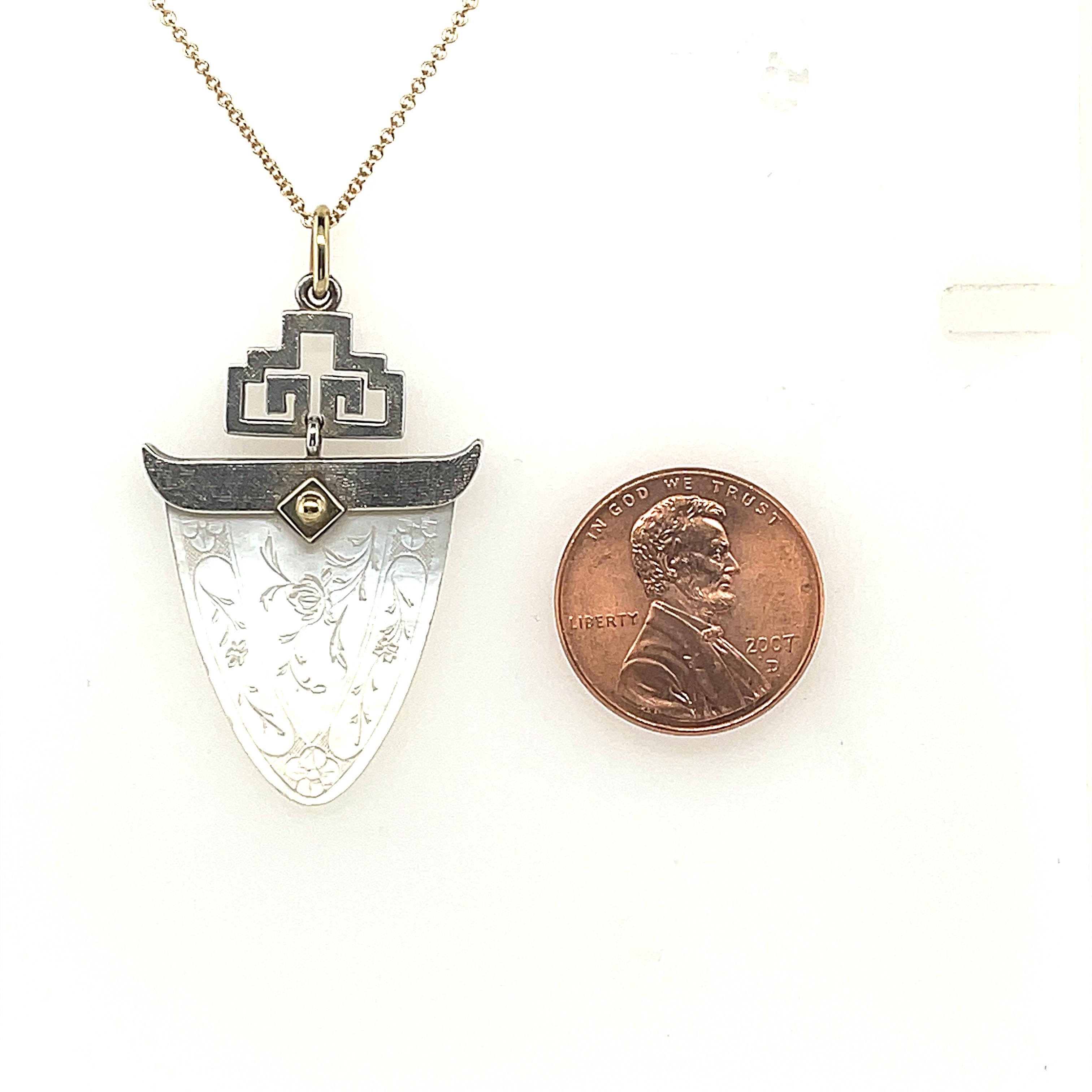 Artist Antique Mother-of-Pearl Gambling Counter Pendant in Yellow Gold and Silver For Sale