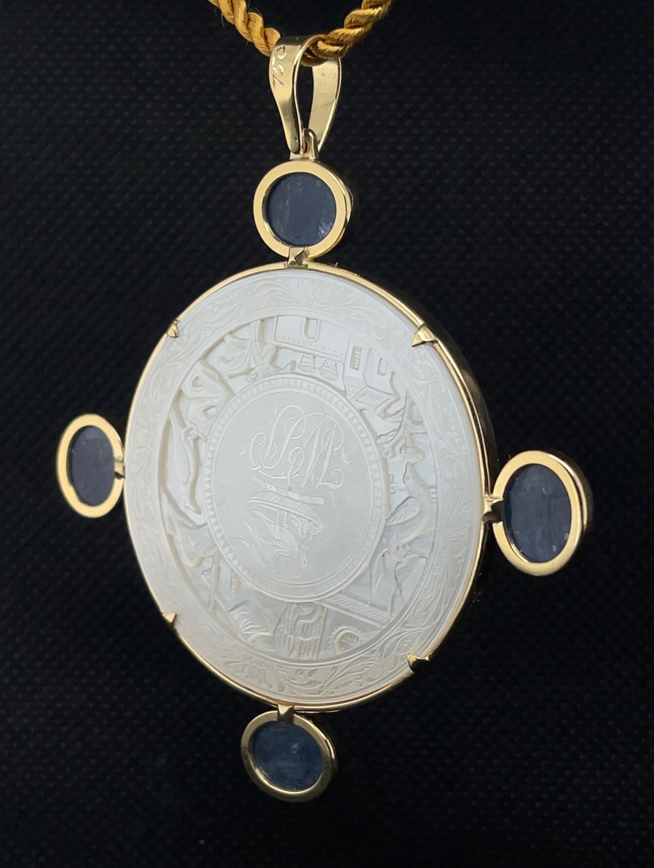 Cabochon Antique Mother-of-Pearl Gaming Counter with Kyanite in 18k Yellow Gold Pendant For Sale
