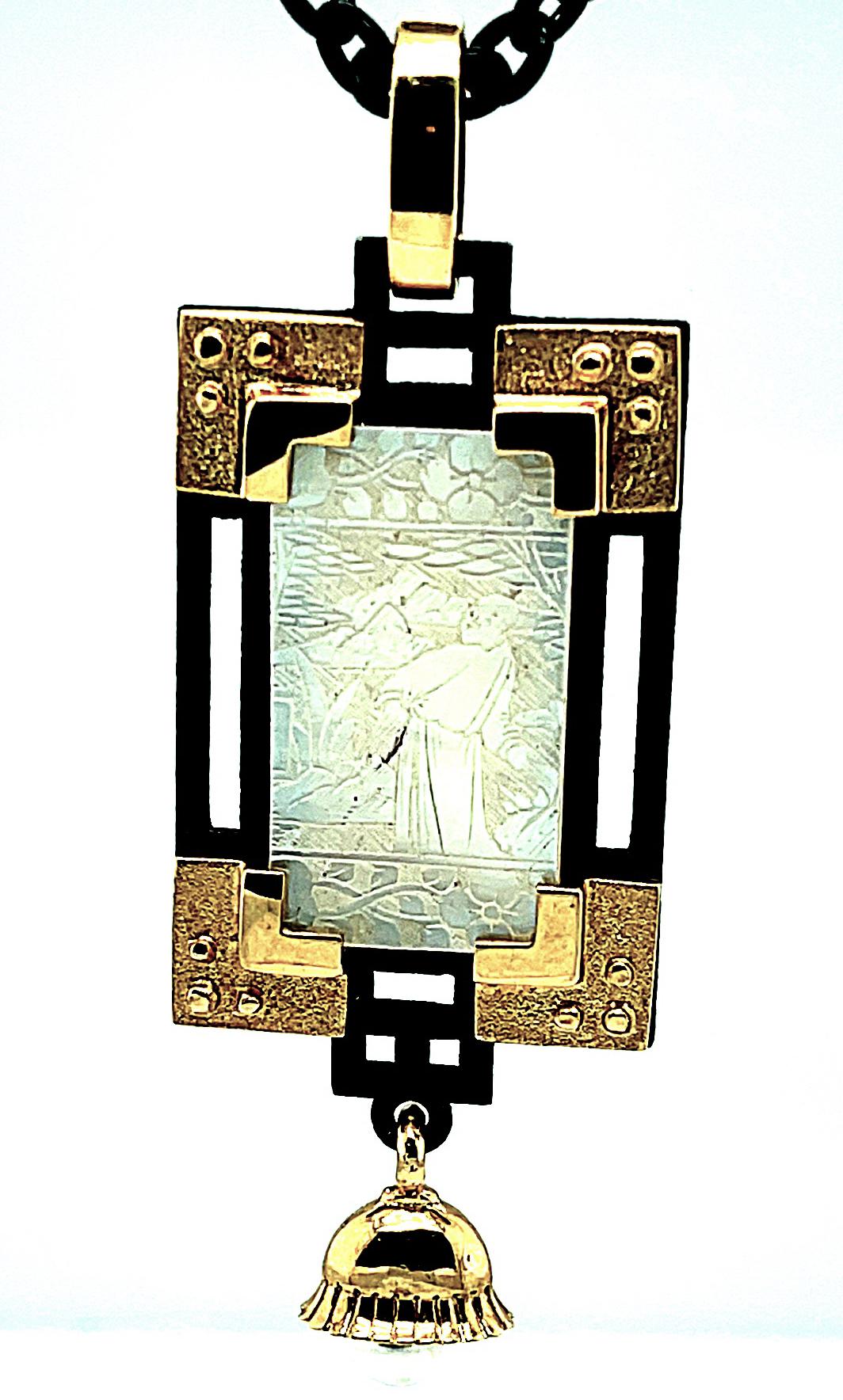 Collier pendentif ancien de comptoir de jeu en argent et or 18 carats avec nacre Unisexe en vente