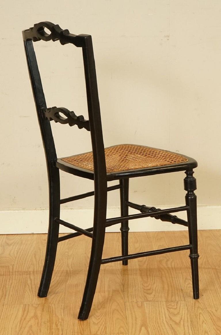 Antiker ebonisierter Regency-Stuhl mit Perlmutt-Intarsien, um 1815 im Angebot 3