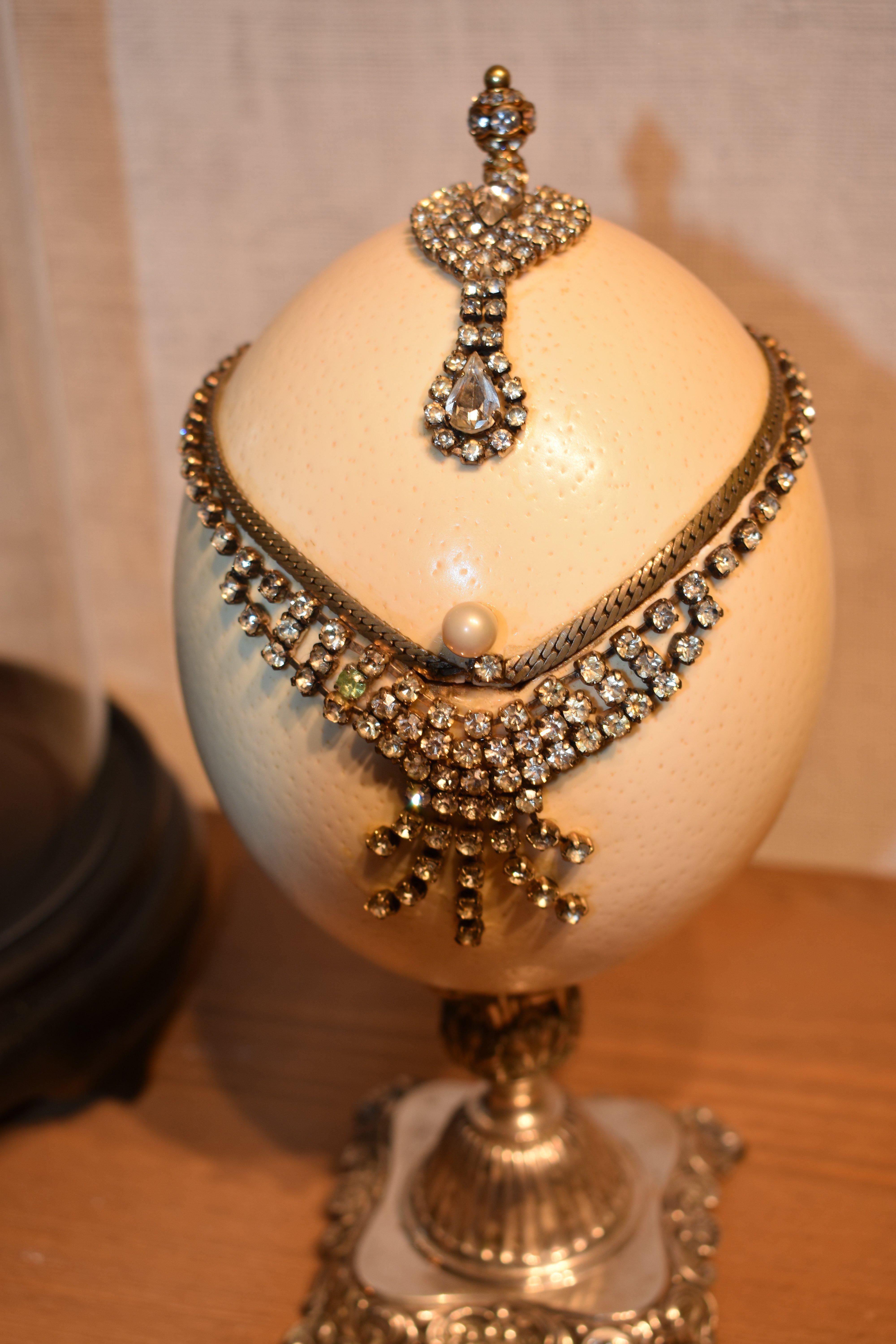 FINAL SALE Mounted Ostrich Egg Box Decorated with Rhinestones under a Glass Dome In Good Condition For Sale In Amsterdam, NL