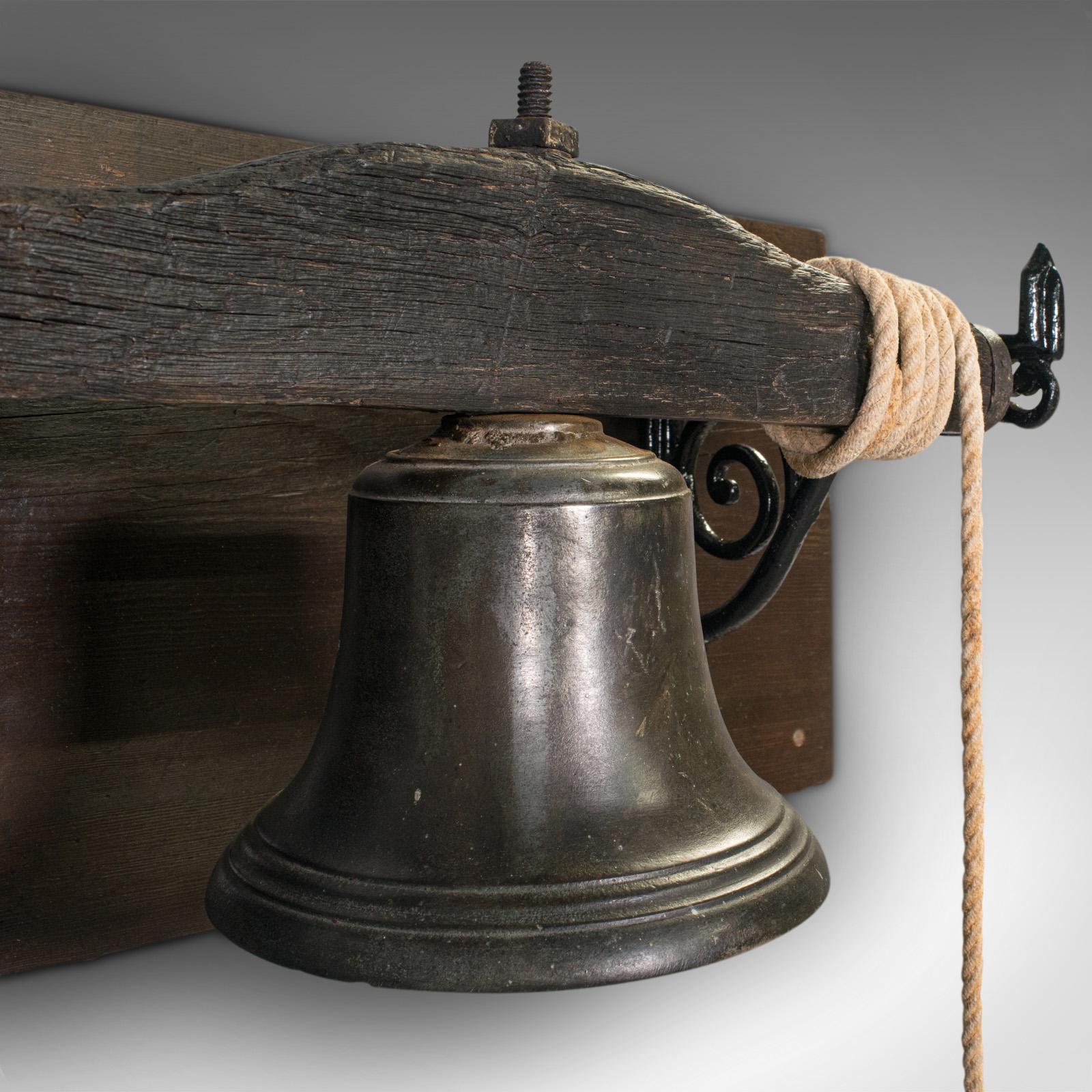 Antique Mounted School Bell, English, Bronze, Oak, Pine, Georgian, Circa 1800 In Good Condition For Sale In Hele, Devon, GB