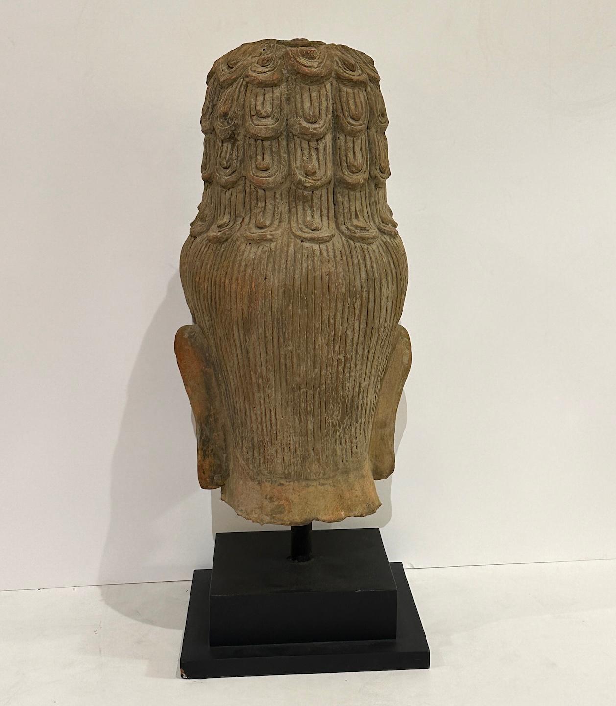 Terracotta Bodhisattva antico di terracotta montato in vendita