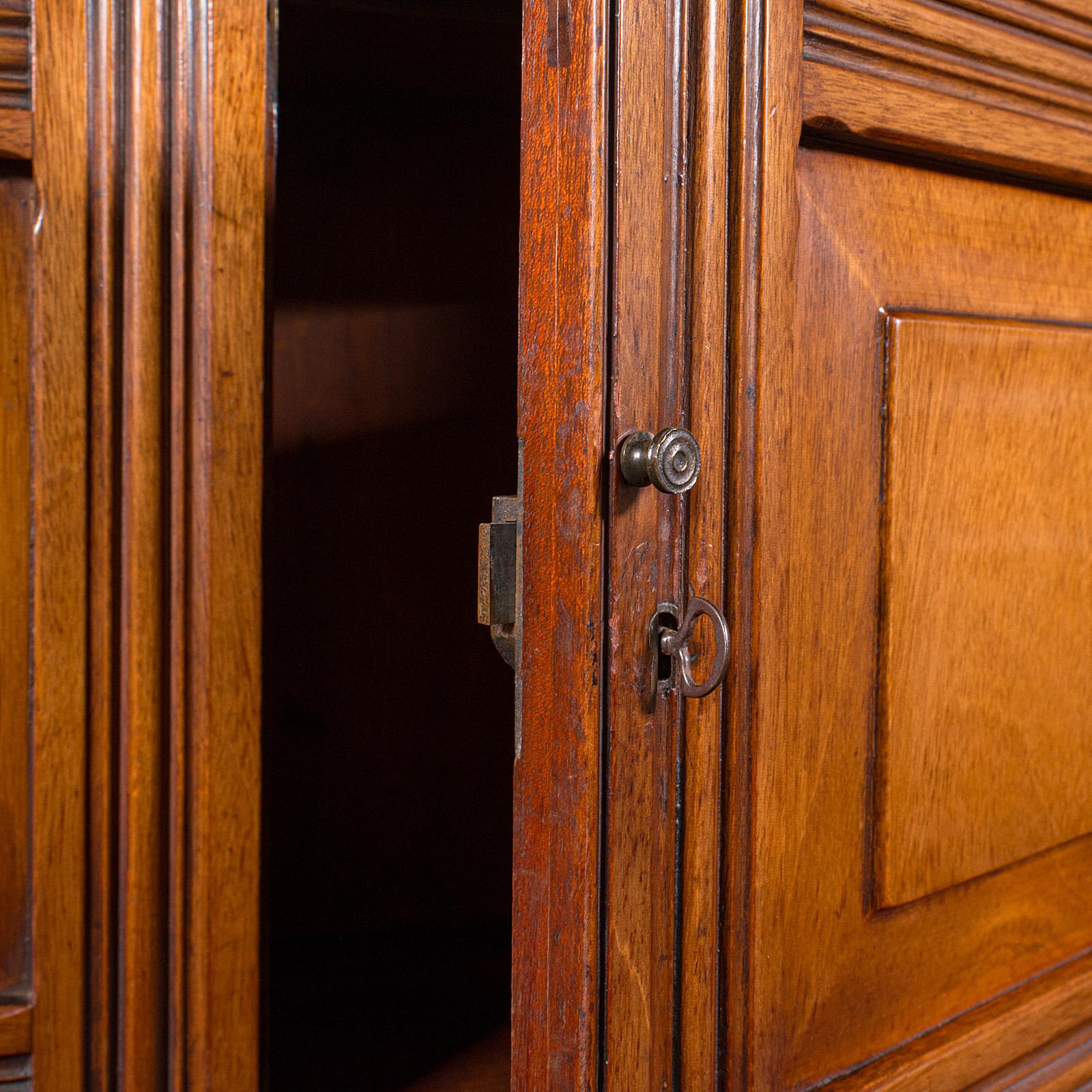 Antique Whatnot Cabinet monté, Anglais, Walnut, Display Cupboard, Victorian en vente 2
