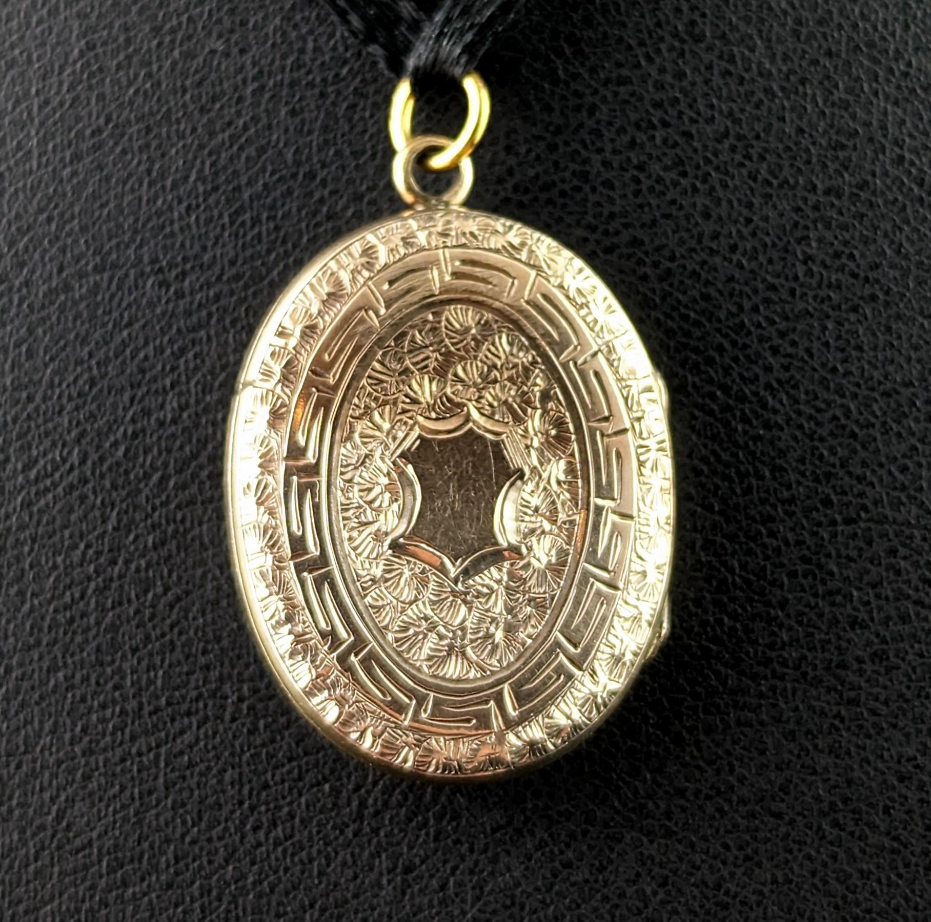 Antique Mourning Locket, 9k Gold Front and Back, Black and White Enamel 2