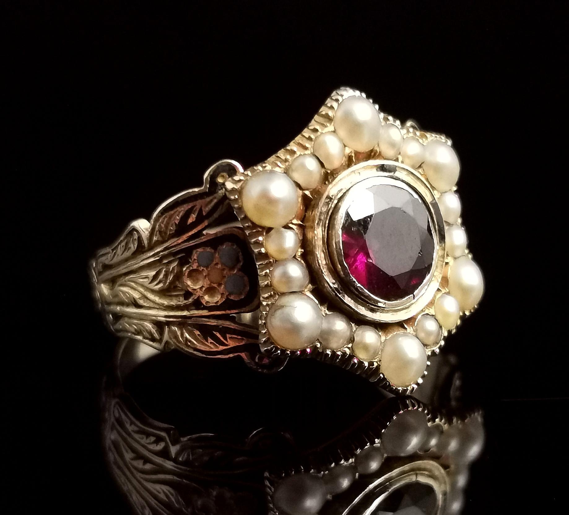 Mixed Cut Antique Mourning Ring, 18 Karat Gold, Enamel, Pearl and Garnet, William IV 