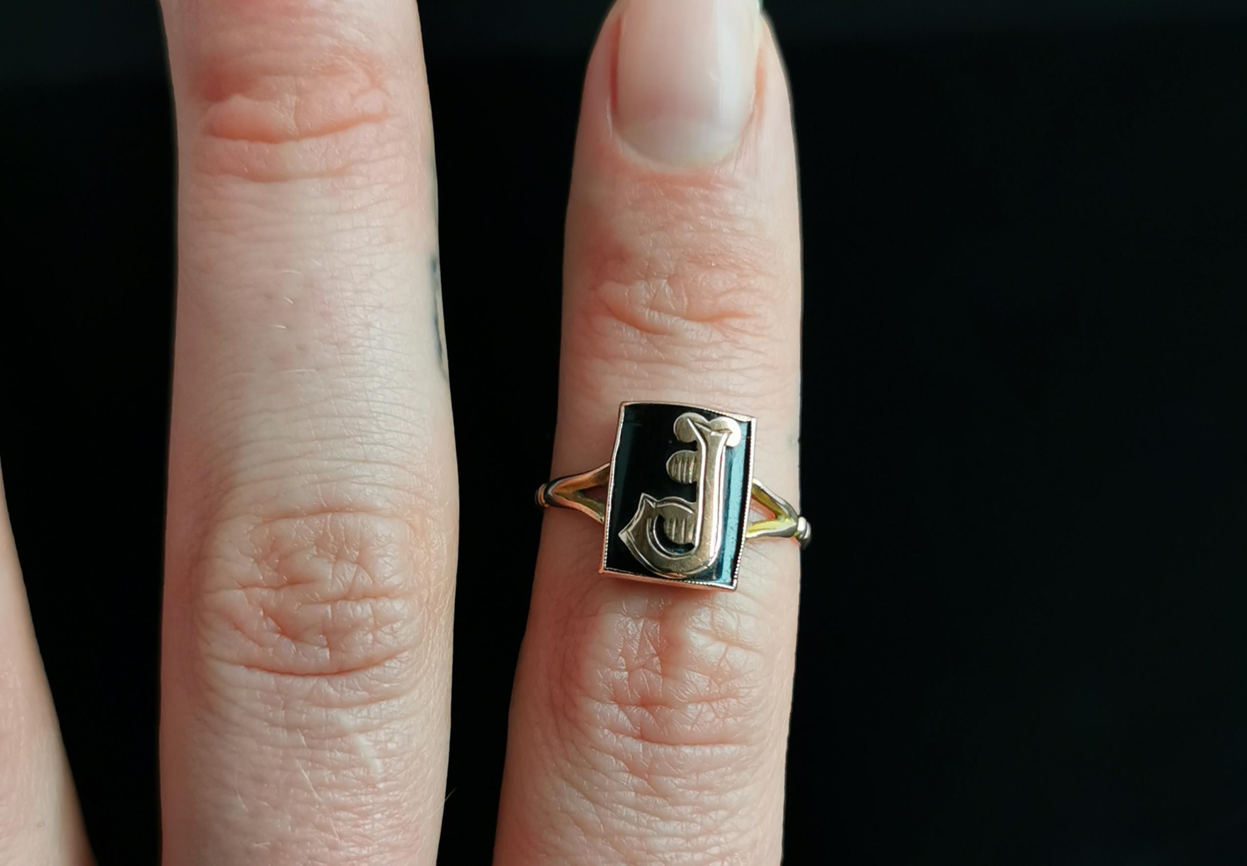 Antique Mourning Ring, 9k Rose Gold, Onyx, Initial J, Edwardian 6