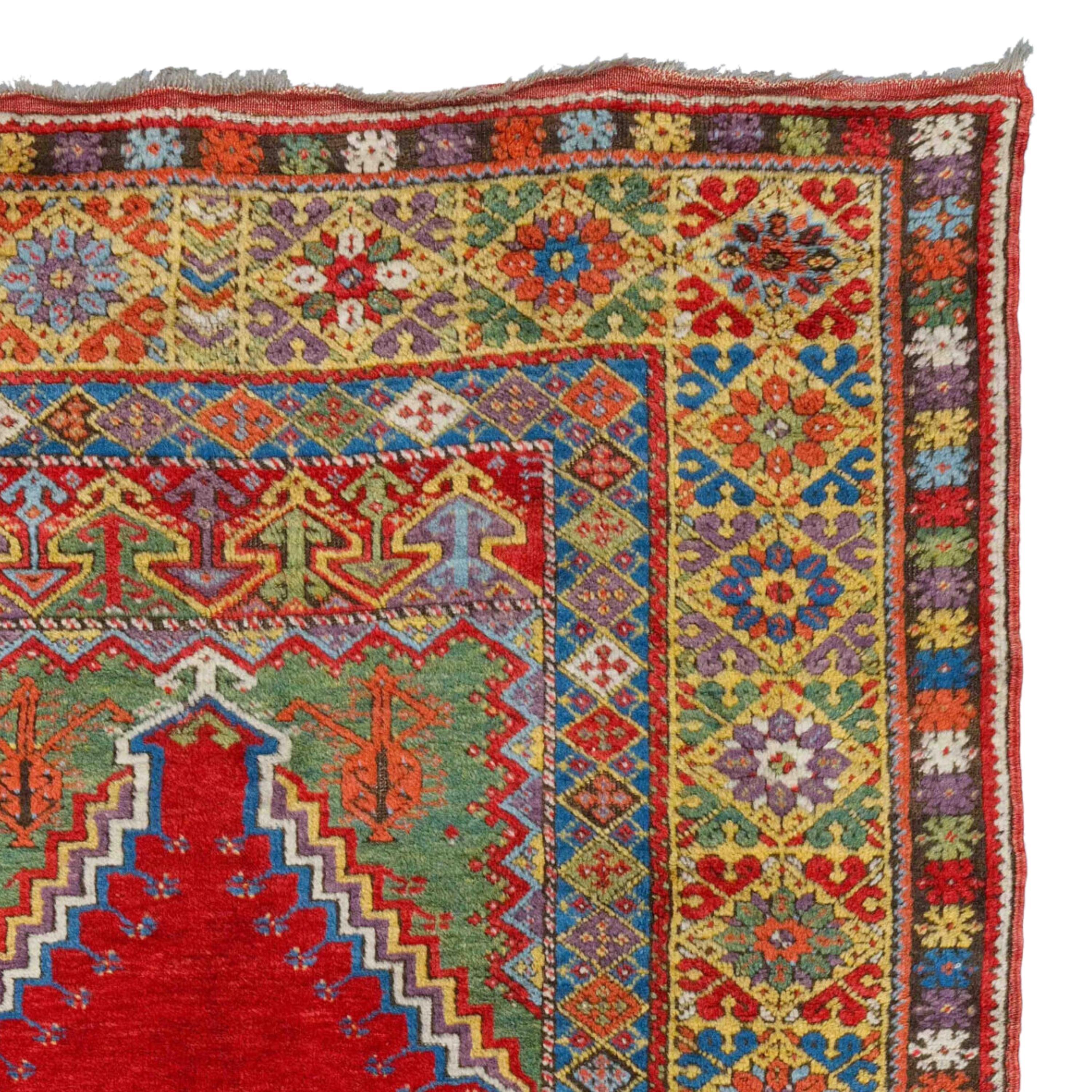 Antique Mudjur Rug - 19th Century Central Anatolia Mudjur Prayer Rug In Good Condition For Sale In Sultanahmet, 34