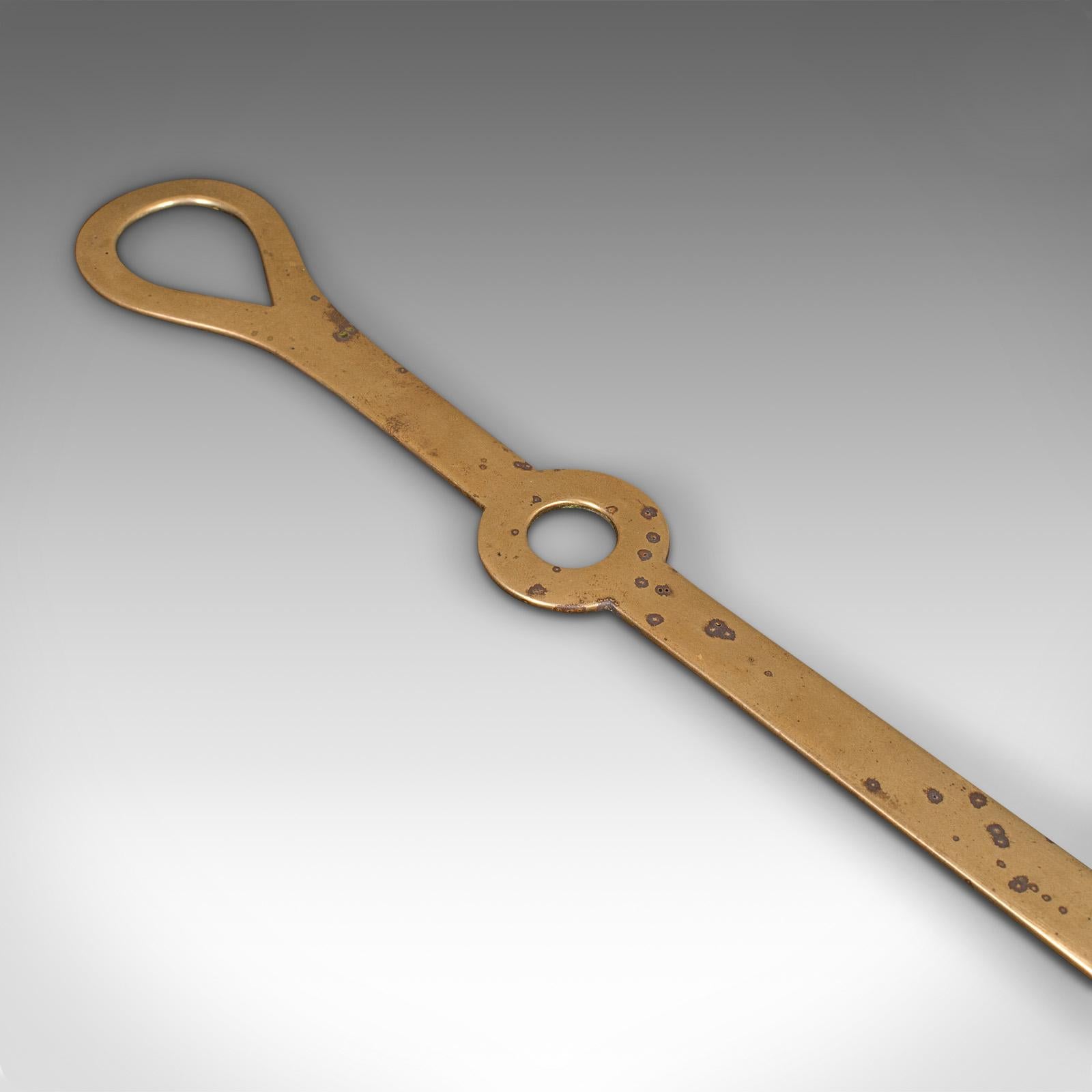 Couteau Muffin ancien, anglais, laiton, outil de cheminée, géorgien, vers 1800 en vente 1