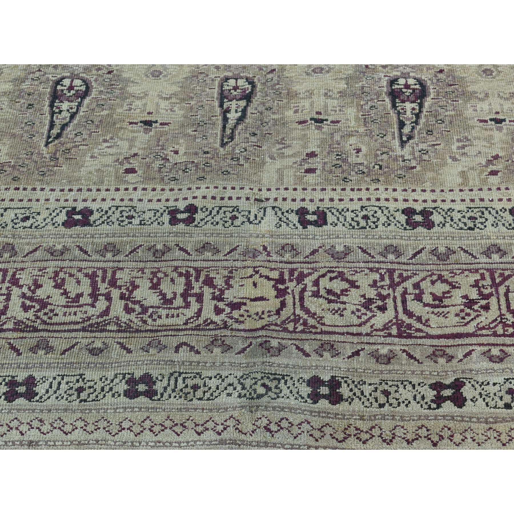 Antique Mughal Agra Paisley Design Excellent Condition Rug 1