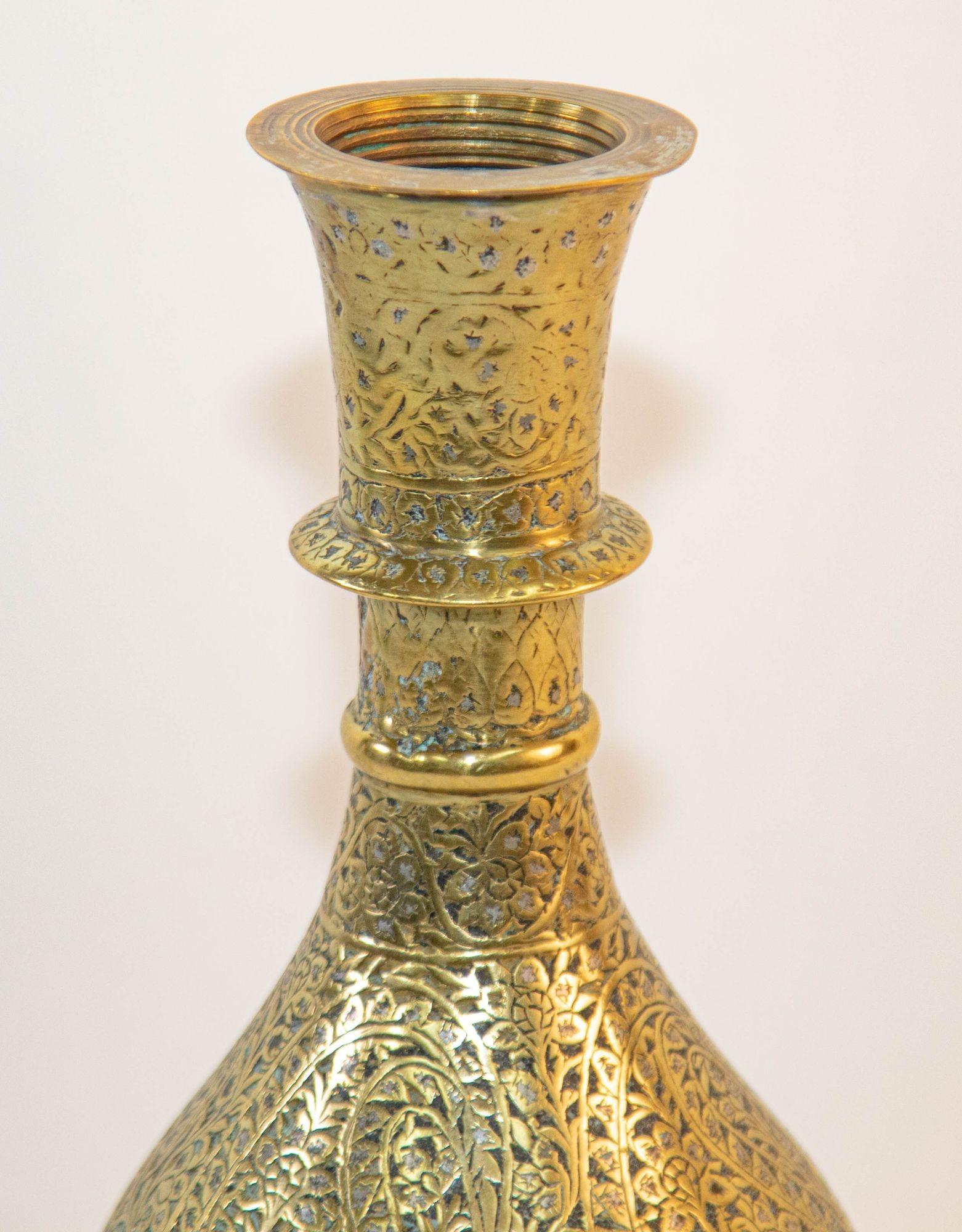 Antique Mughal Engraved 19th Century Hookah Base Indo-Persian For Sale 5