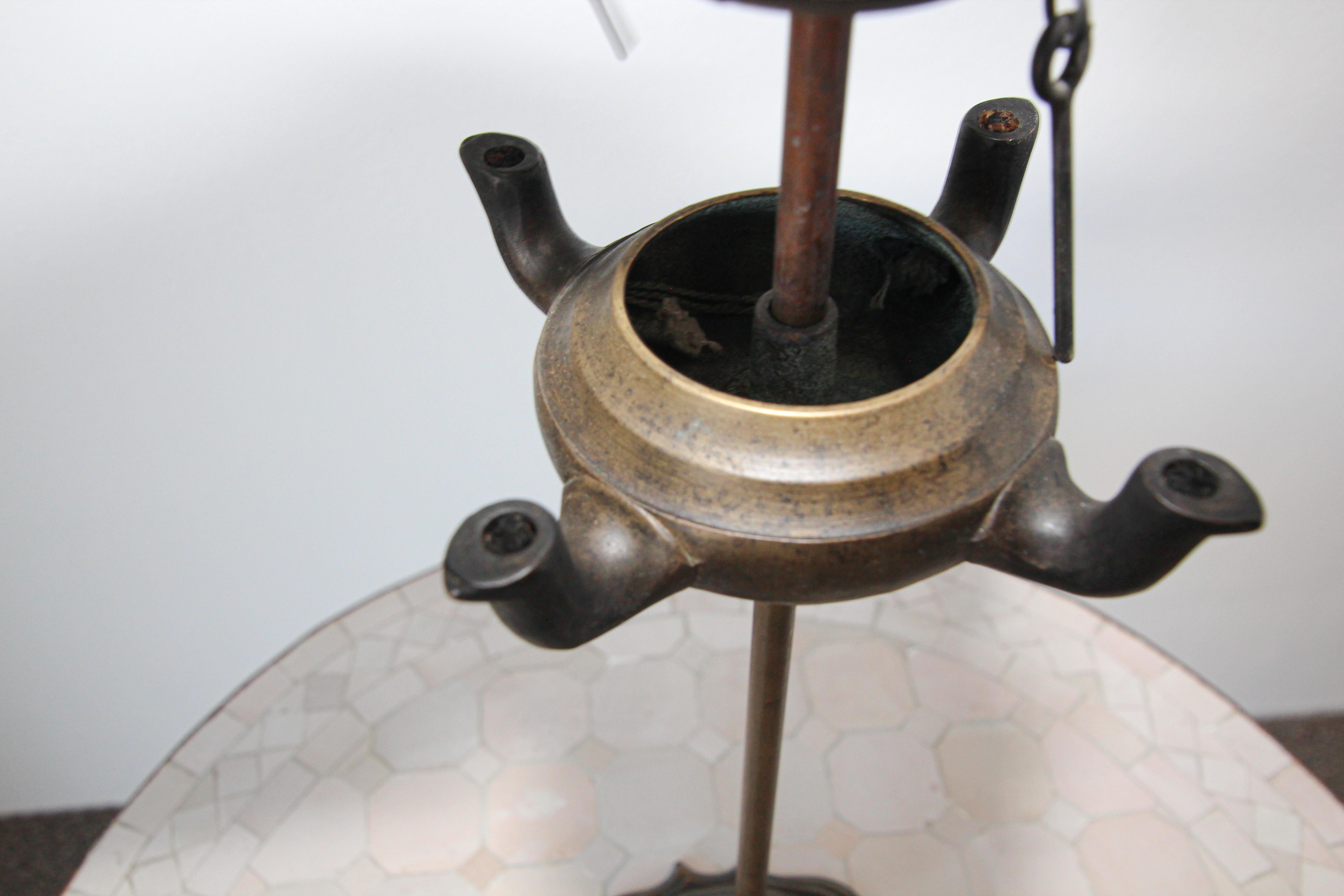 Lampe à huile ancienne moghol Rajasthani Inde en bronze en vente 3