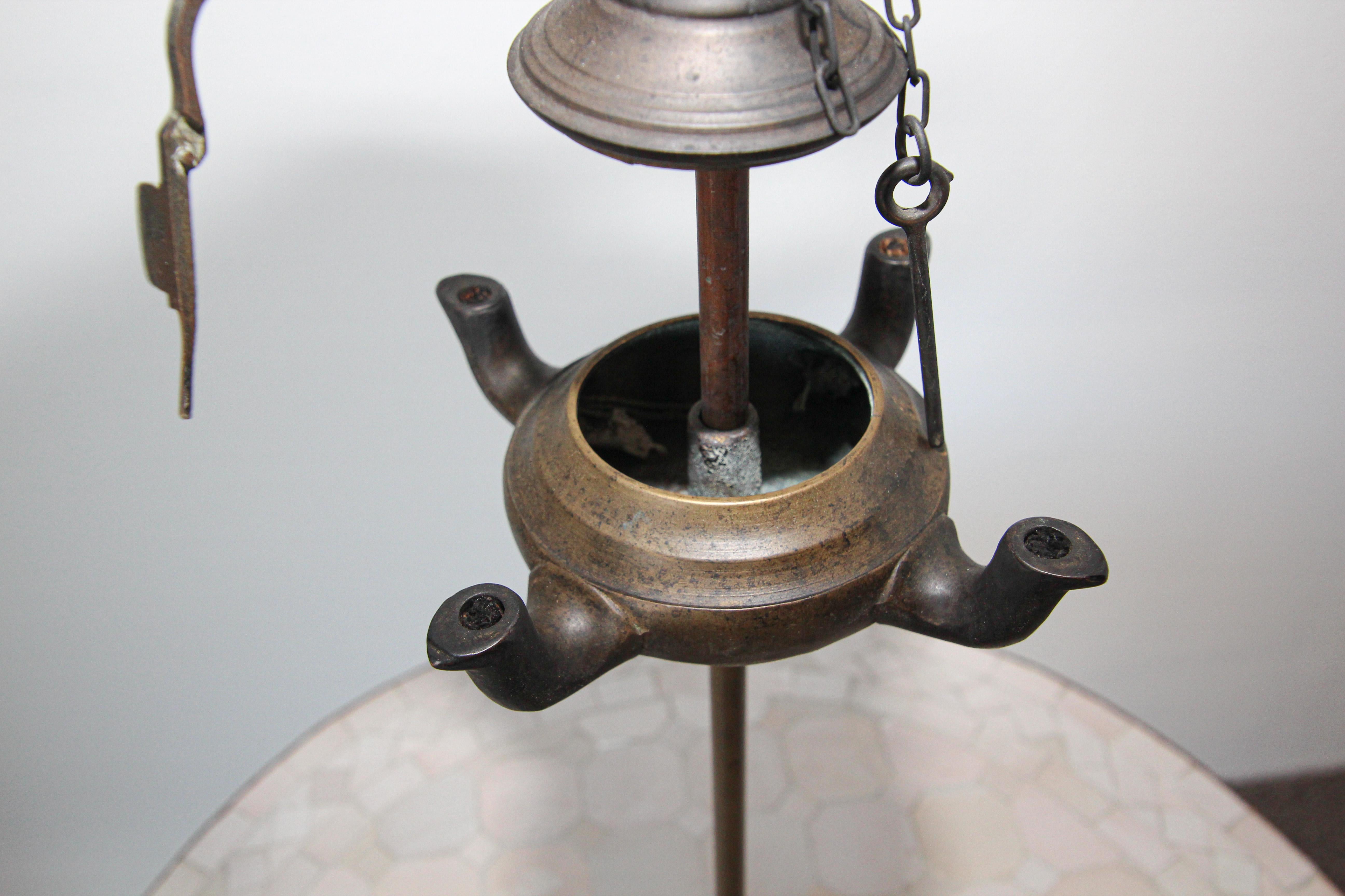 Lampe à huile ancienne moghol Rajasthani Inde en bronze en vente 4