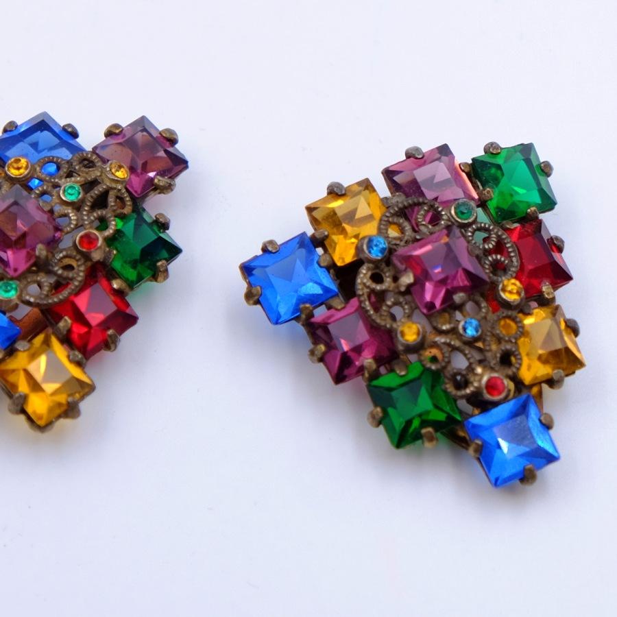 Antique Multicolor Glass Dress Clips 1930s In Excellent Condition In Austin, TX