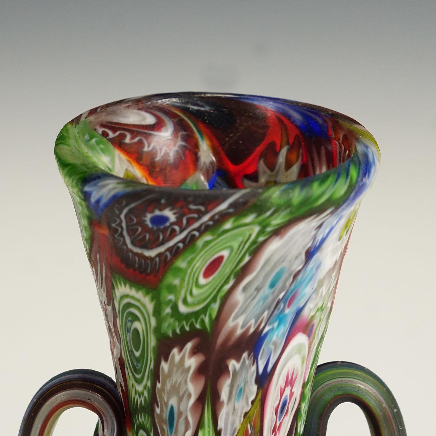 Antique Multicoloured Millefiori Vase with Handles, Fratelli Toso Murano 1910 In Good Condition For Sale In Berghuelen, DE
