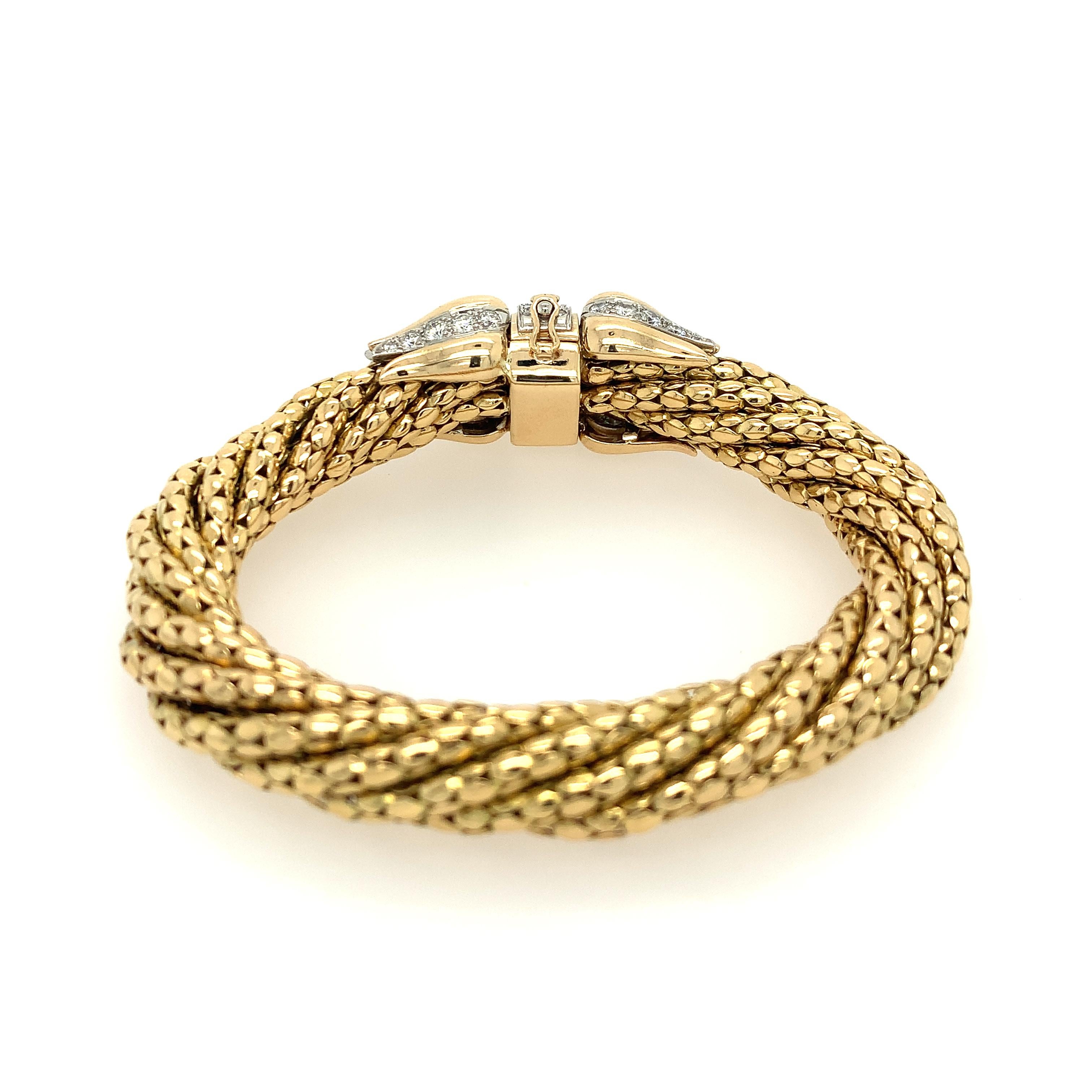 Antique Multirow Twisted 18K Yellow Gold Bracelet In Excellent Condition In Delray Beach, FL