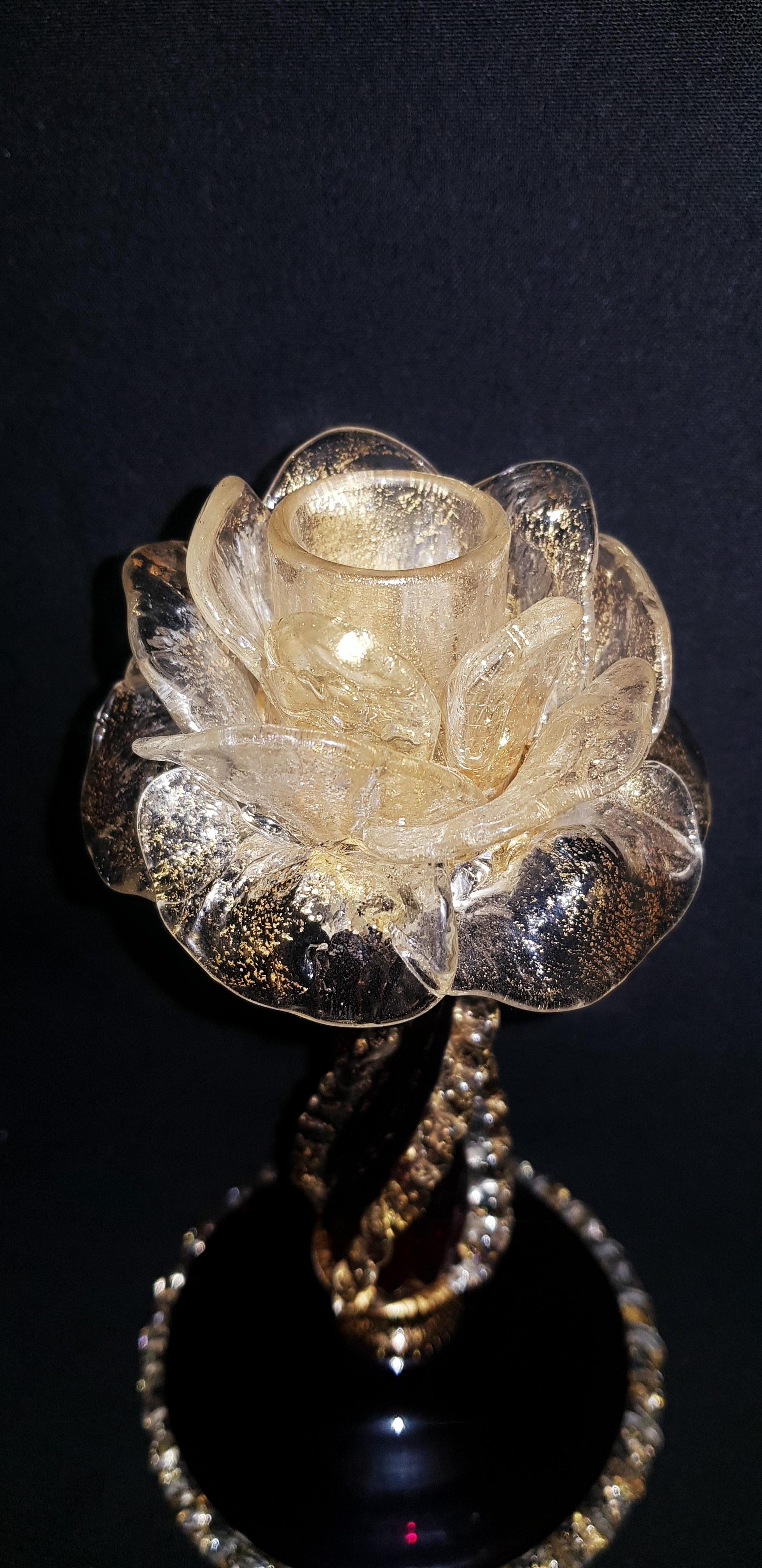 Antique Murano Glass flowers Candle Holders with Gold Leaf 'Salviati' In Excellent Condition For Sale In Grantham, GB