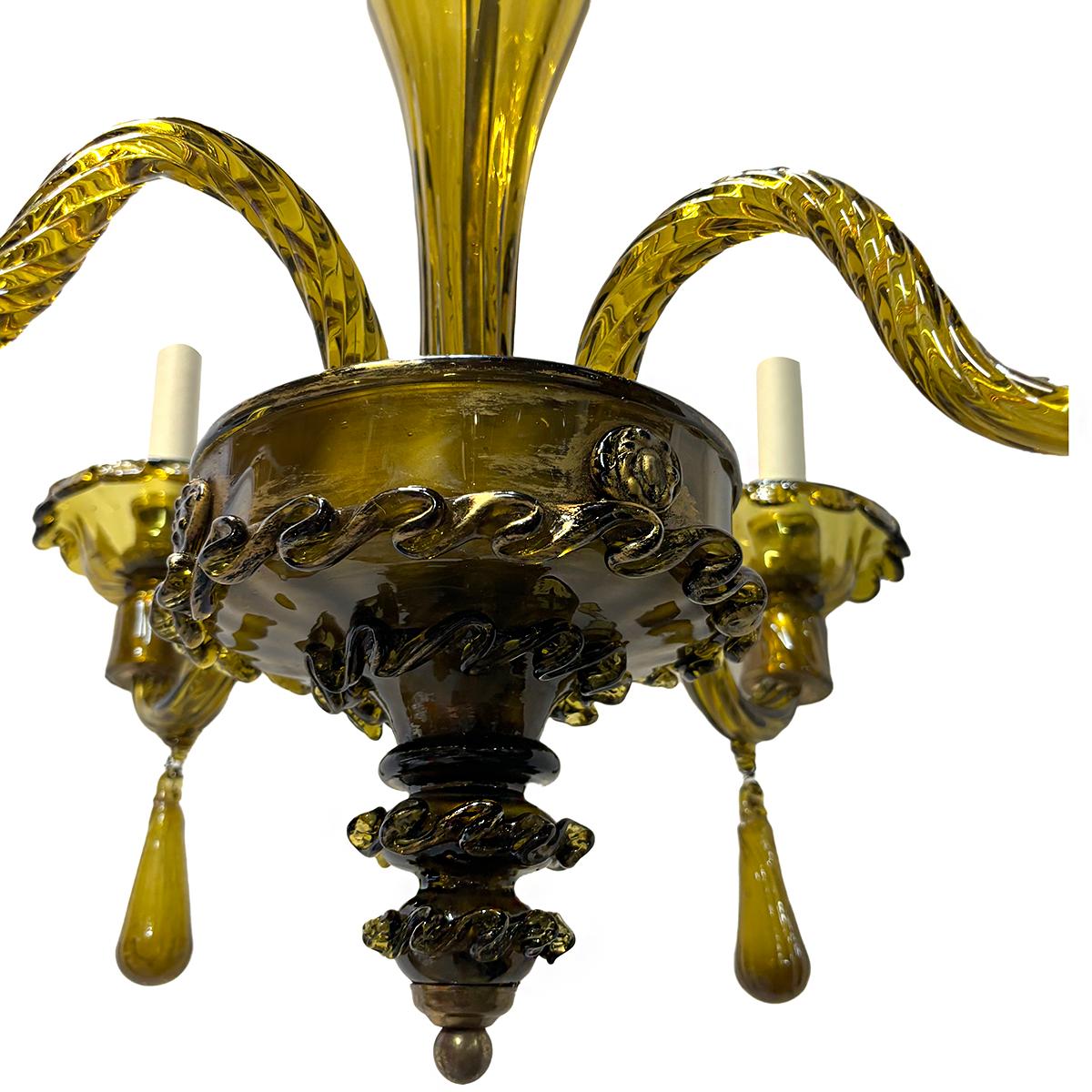 Antique Murano Glass Chandelier In Good Condition For Sale In New York, NY