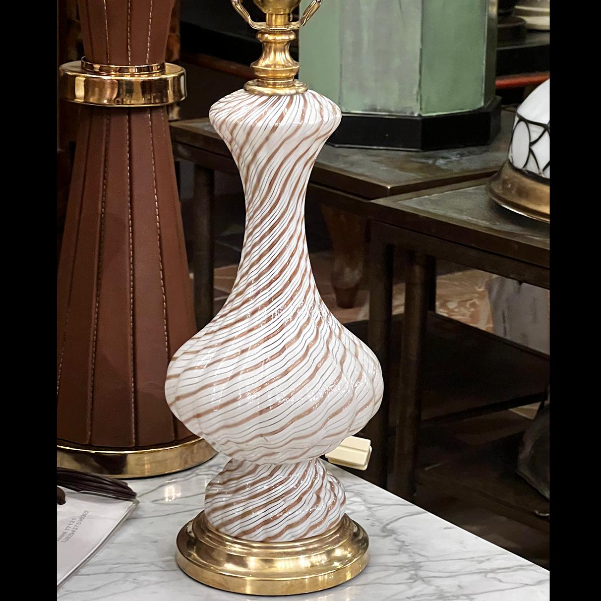 Antike Lampe aus Muranoglas im Angebot 1