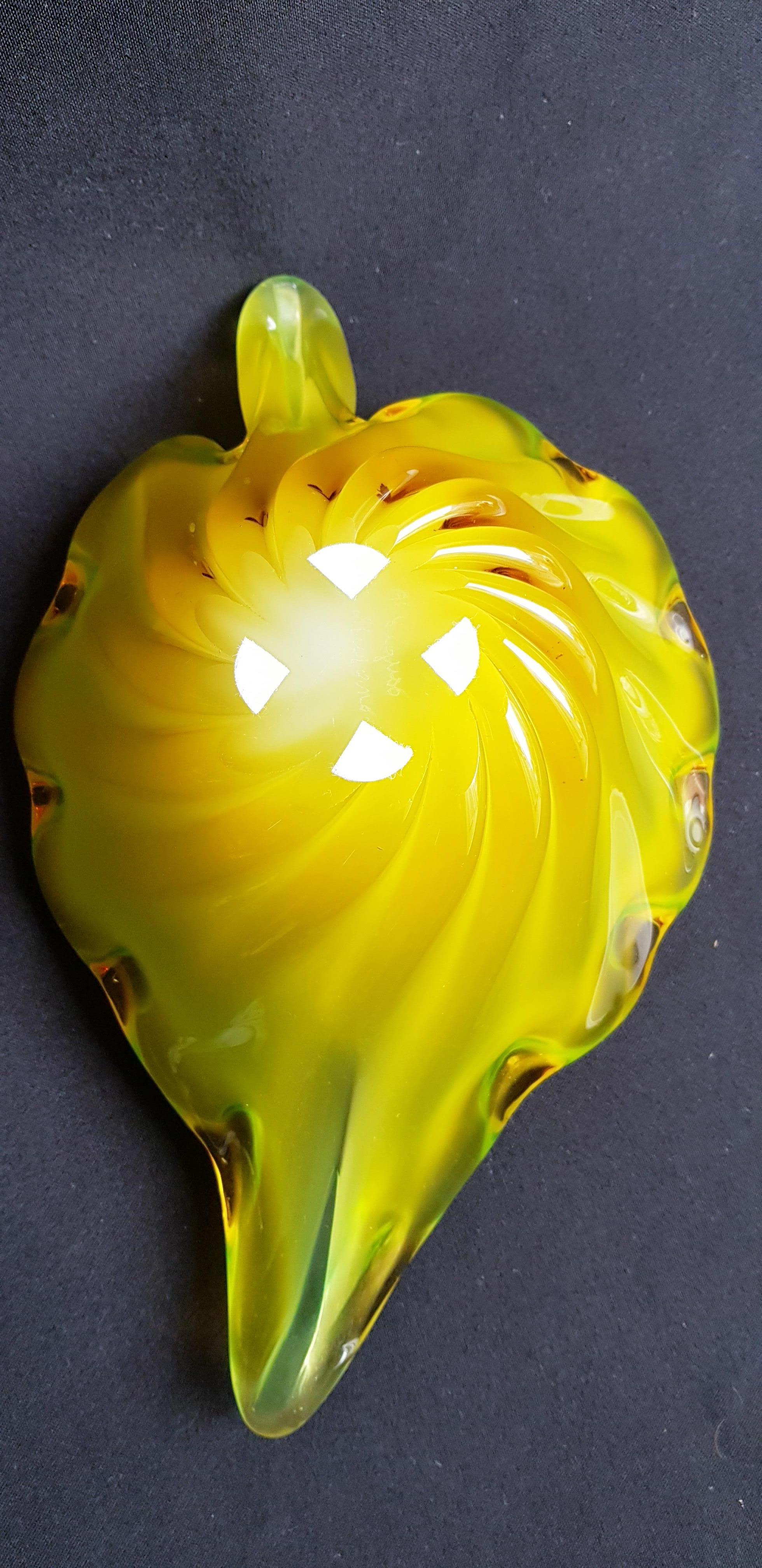 Art Deco Antique murano glass opal leaf bowl by Archimede Seguso  For Sale