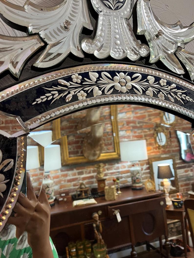 20th Century Antique Murano Glass Venetian Mirror by M.R. & Co. Paris (Circa 1890-1920)