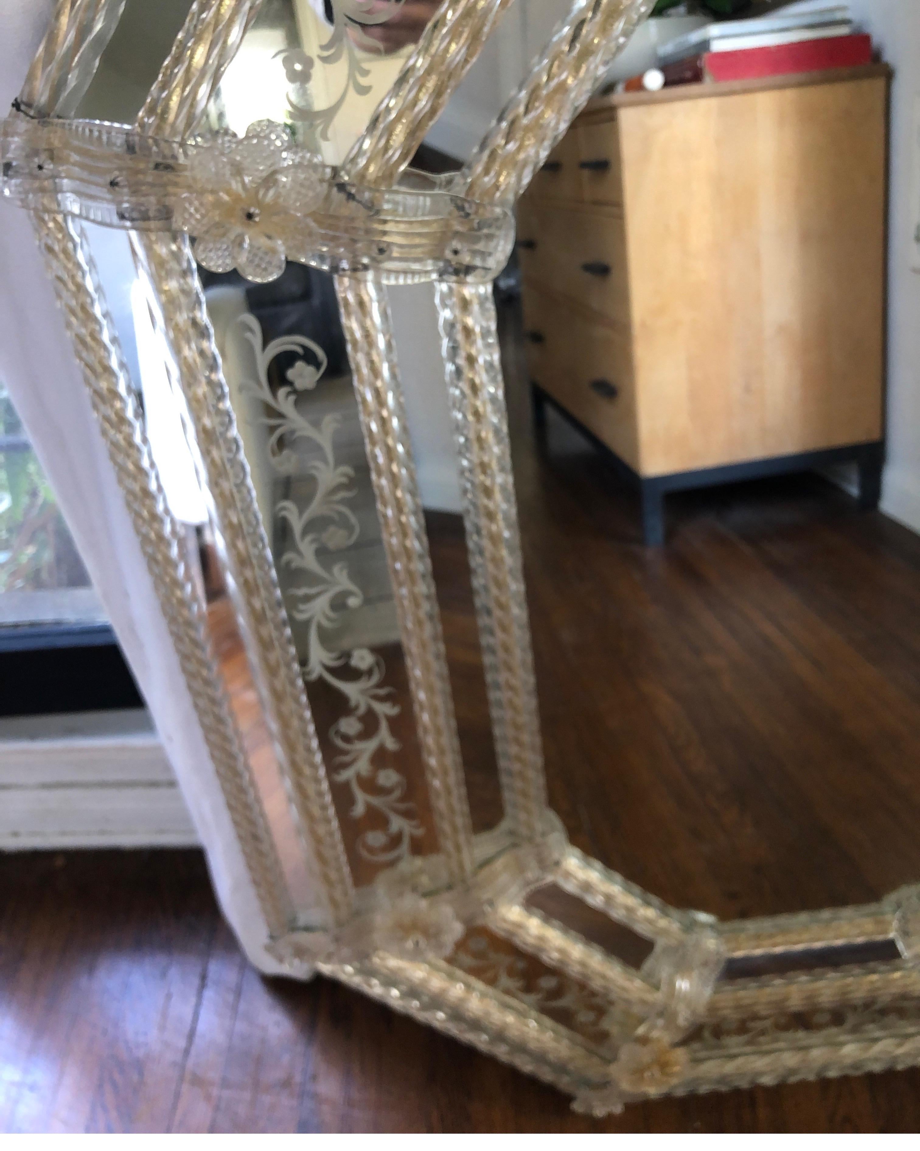 Antique Murano Venetian Glass with Gold Leaf Octagonal Mirror In Good Condition In Los Angeles, CA