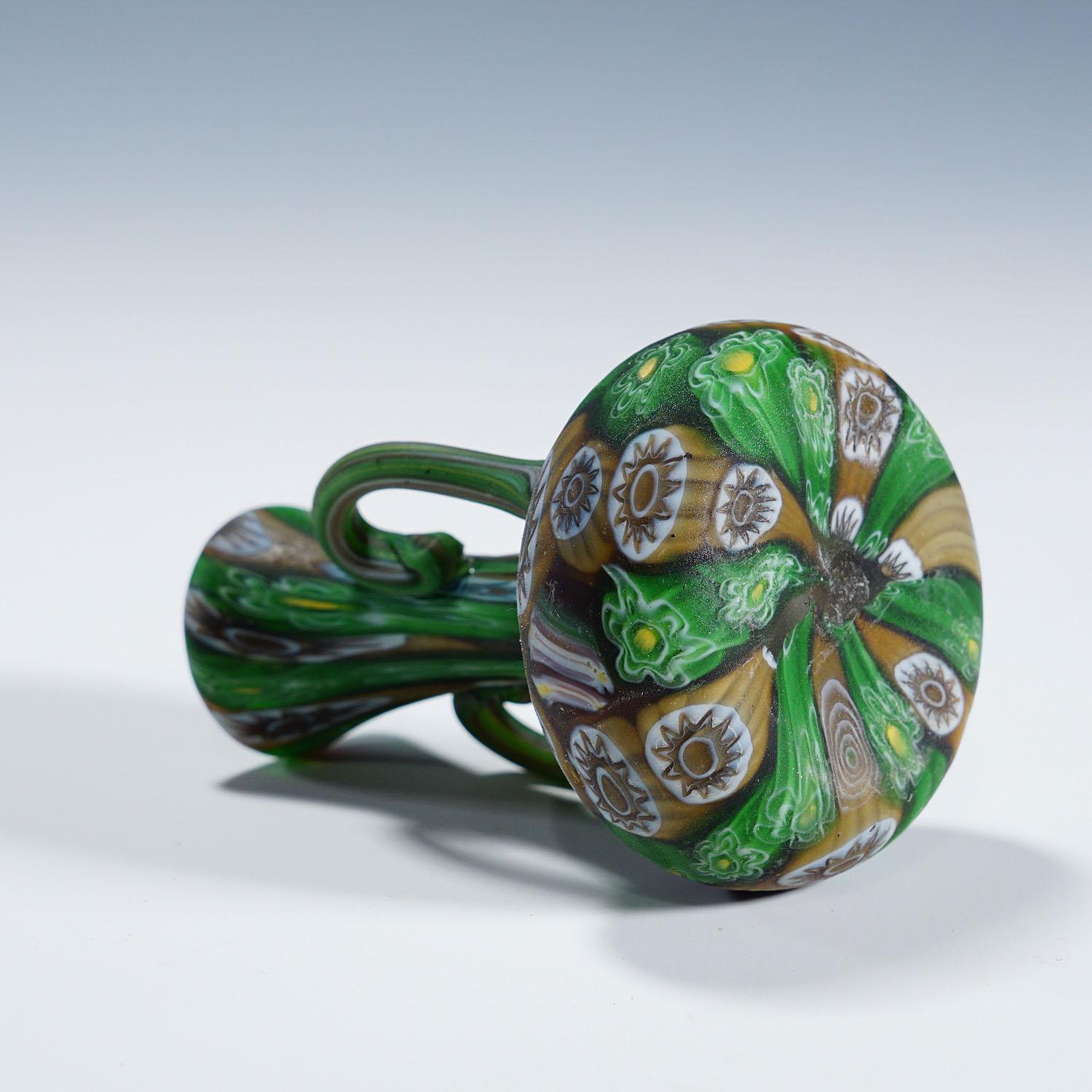 Jarrón antiguo de Murano con asas, Fratelli Toso Murano ca. 1920s siglo XX en venta