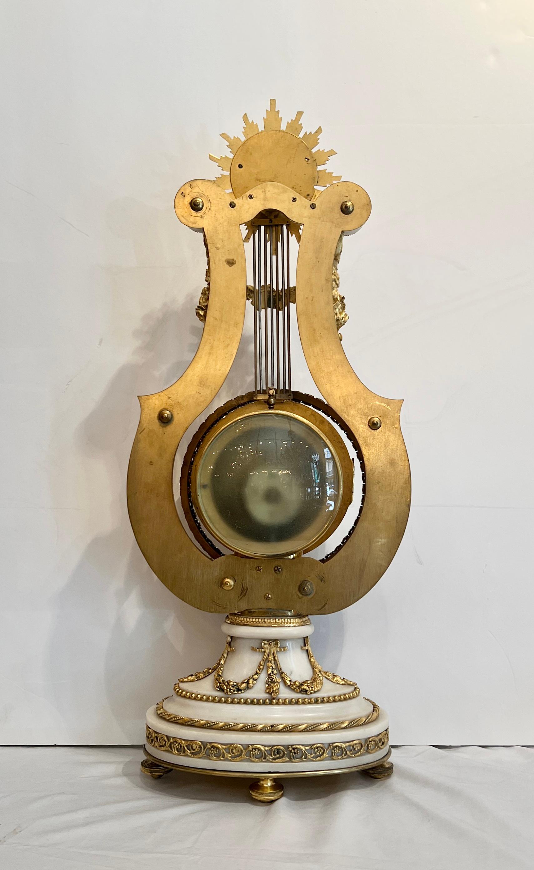 Antique Museum Quality French Marble And Ormolu Clock circa 1890 In Good Condition For Sale In New Orleans, LA