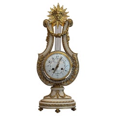 Pendule ancienne en marbre et bronze doré de qualité musée vers 1890